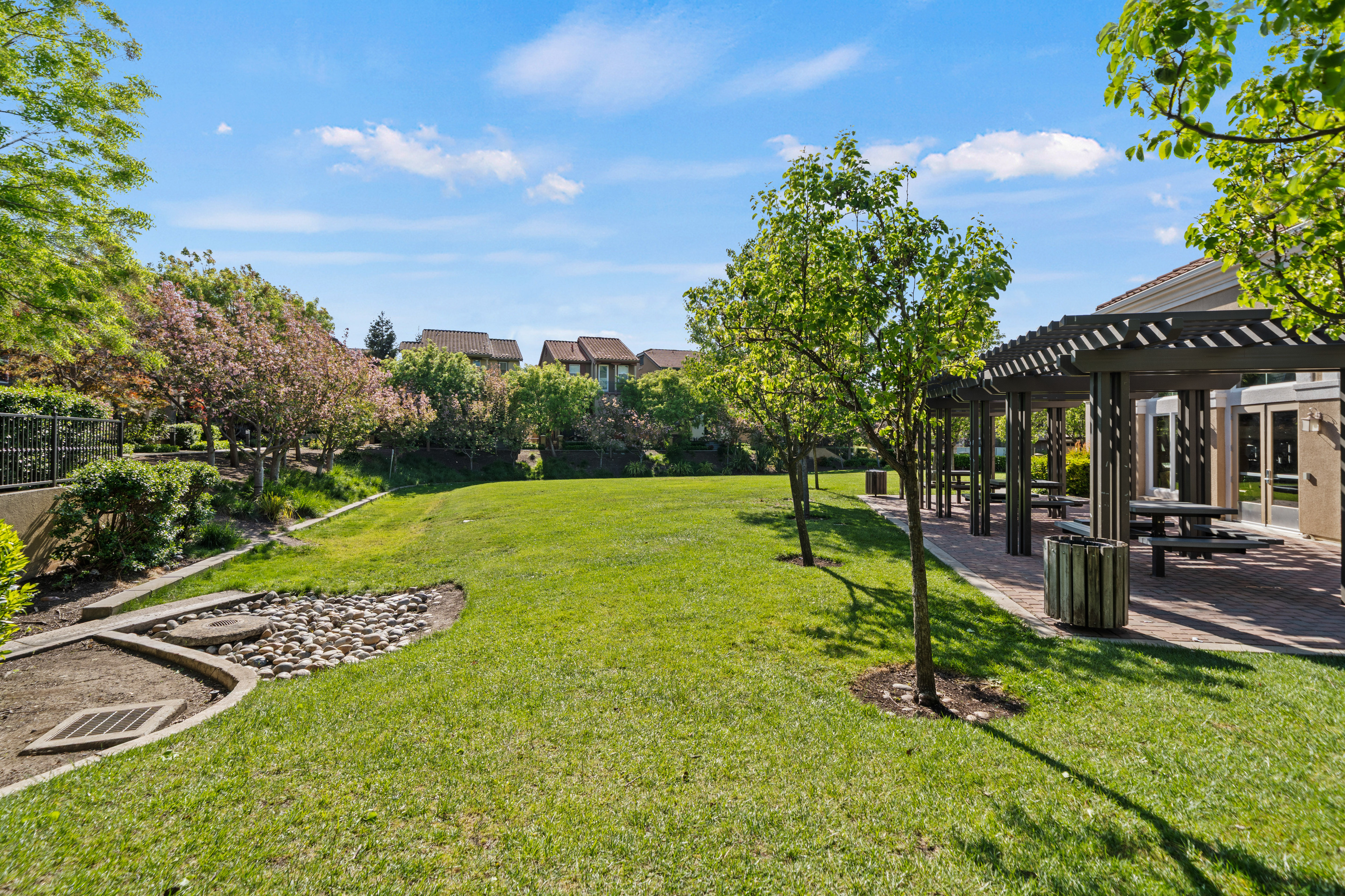  Modern Montebello Living in Gated Warm Springs Community - 物件實景