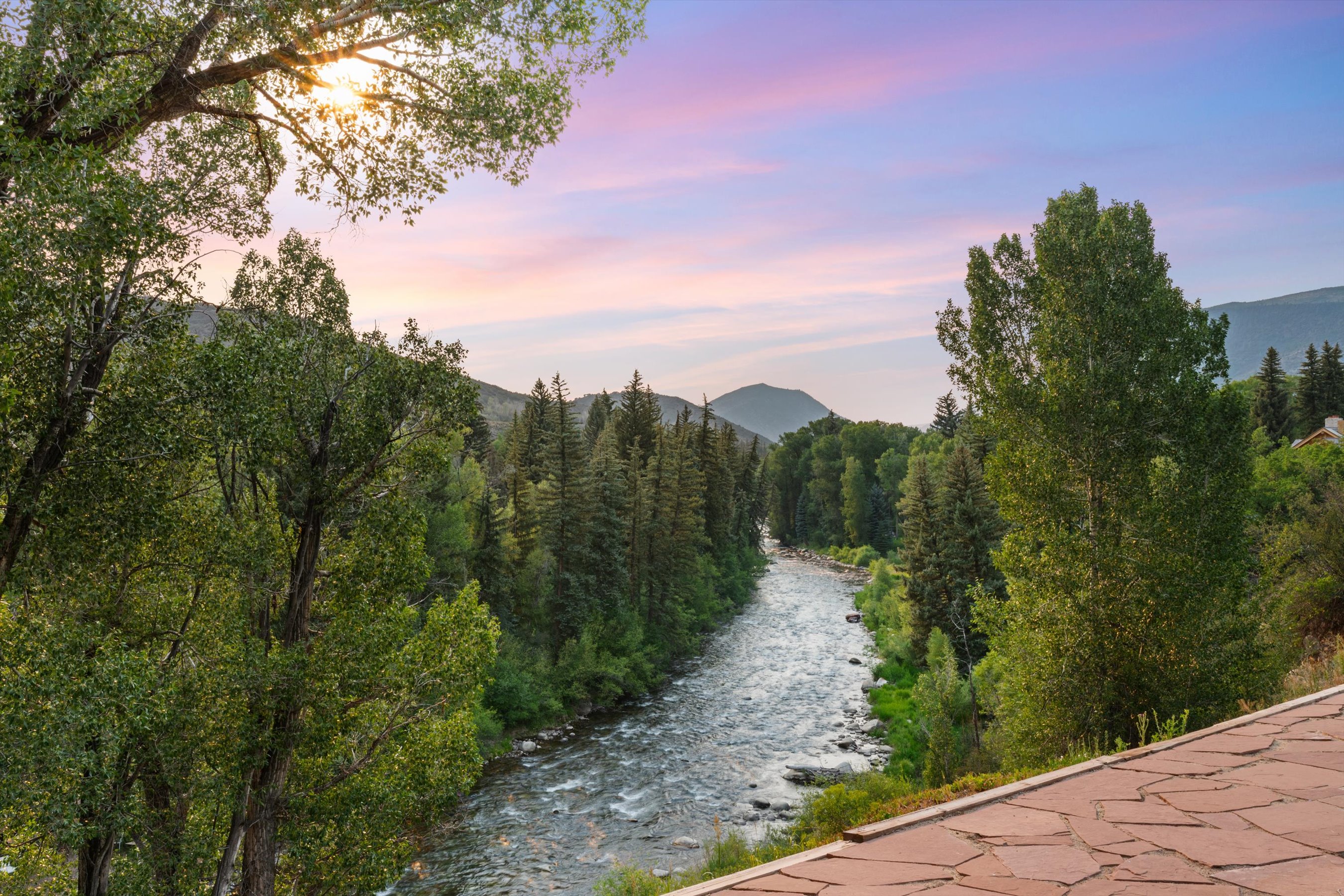  Designed for the Roaring Fork River  57 Liberty Lane, Woody Creek - 物件實景