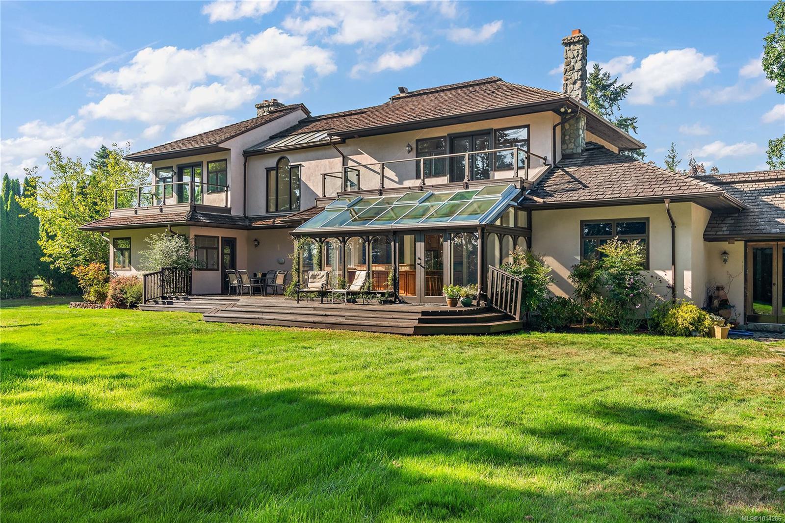 NORTH SAANICH, British Columbia, V8L 5P8, CA, 7 Bedrooms Bedrooms, ,Residential,For Sale,1948660