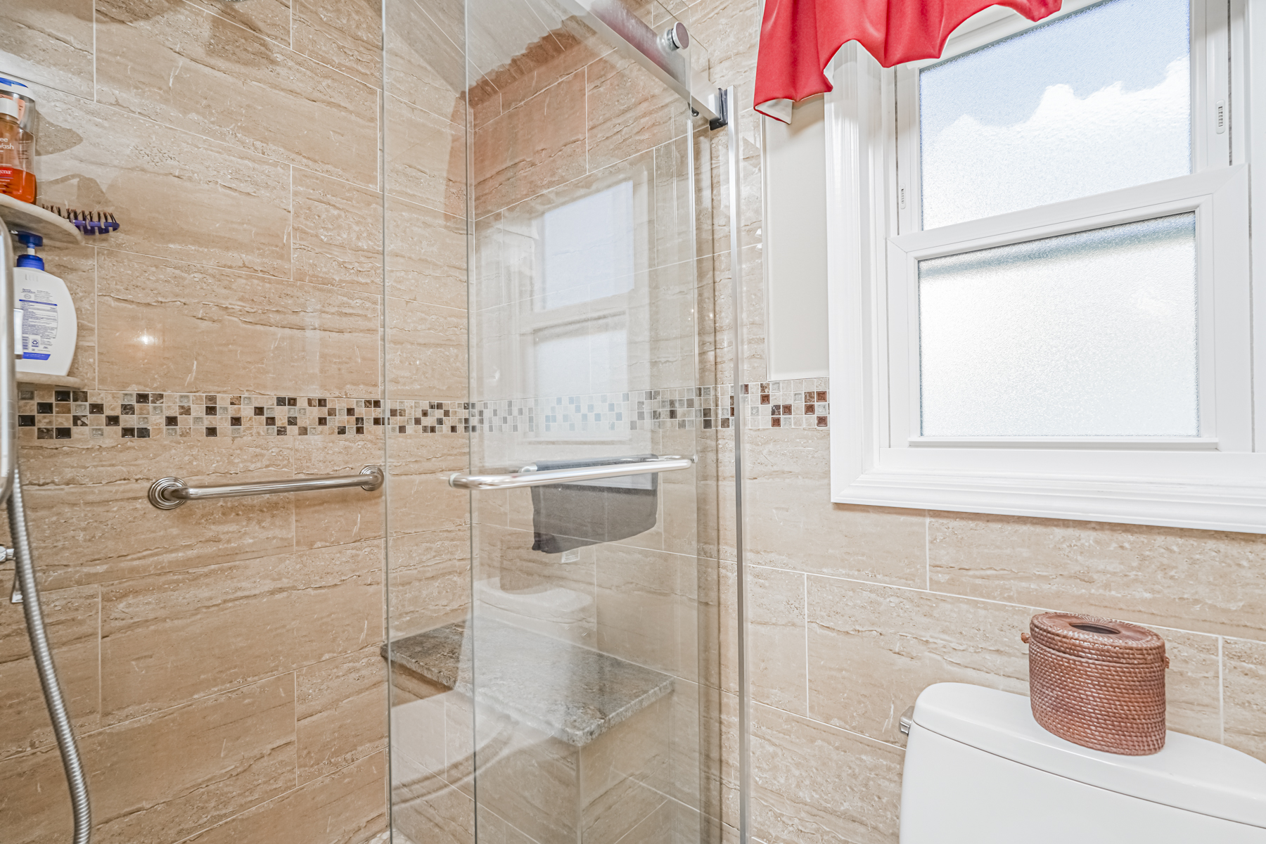 Staten Island, New York, 10309, United States, 3 Bedrooms Bedrooms, ,2 BathroomsBathrooms,Residential,For Sale,1935942