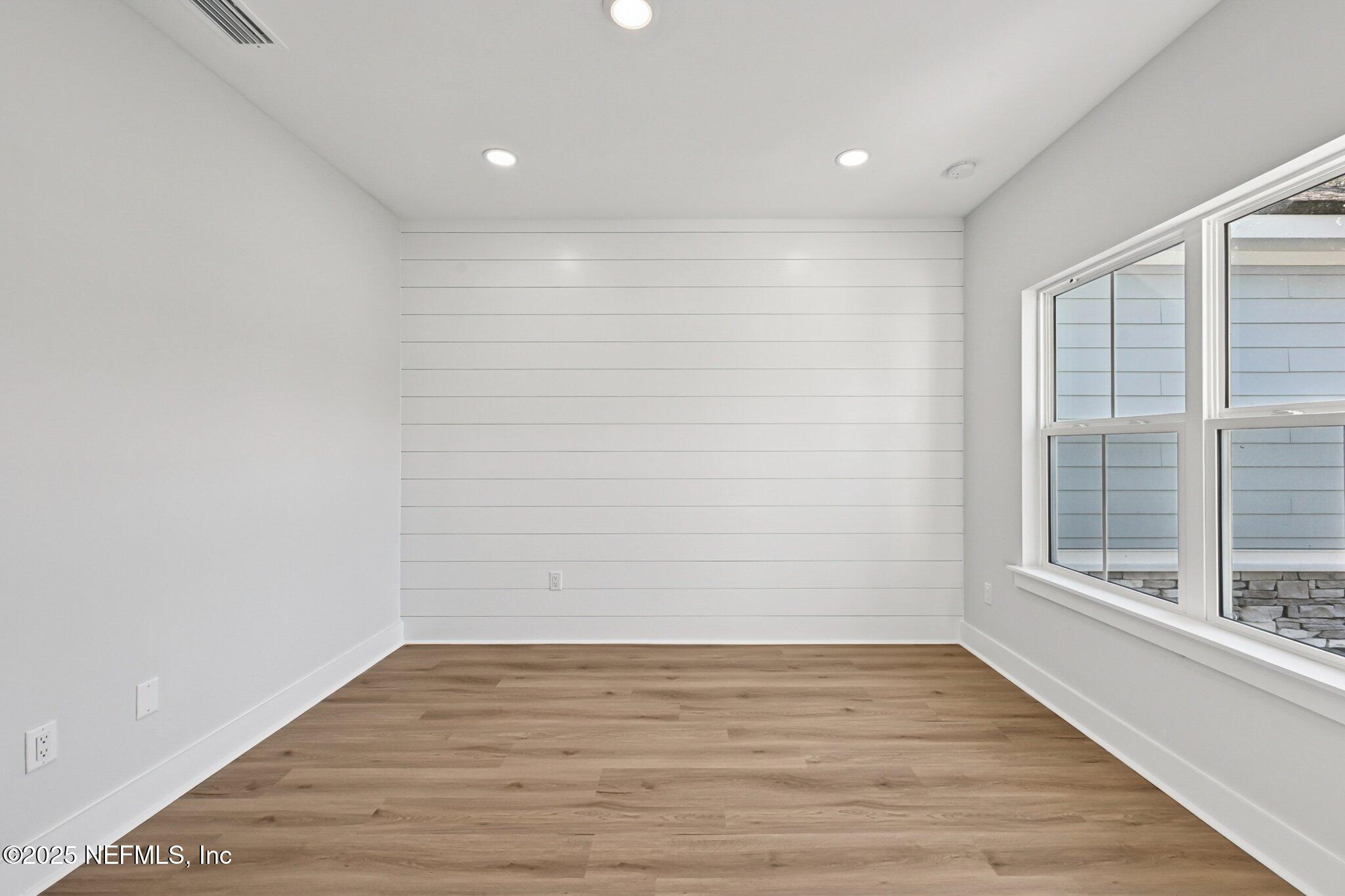 Fernandina Beach, Florida, 32034, United States, 4 Bedrooms Bedrooms, ,3 BathroomsBathrooms,Residential,For Sale,1970221