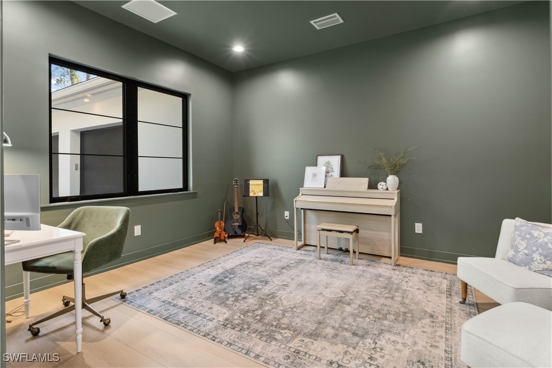 Naples, Florida, 34120, United States, 4 Bedrooms Bedrooms, ,6 BathroomsBathrooms,Residential,For Sale,1984444