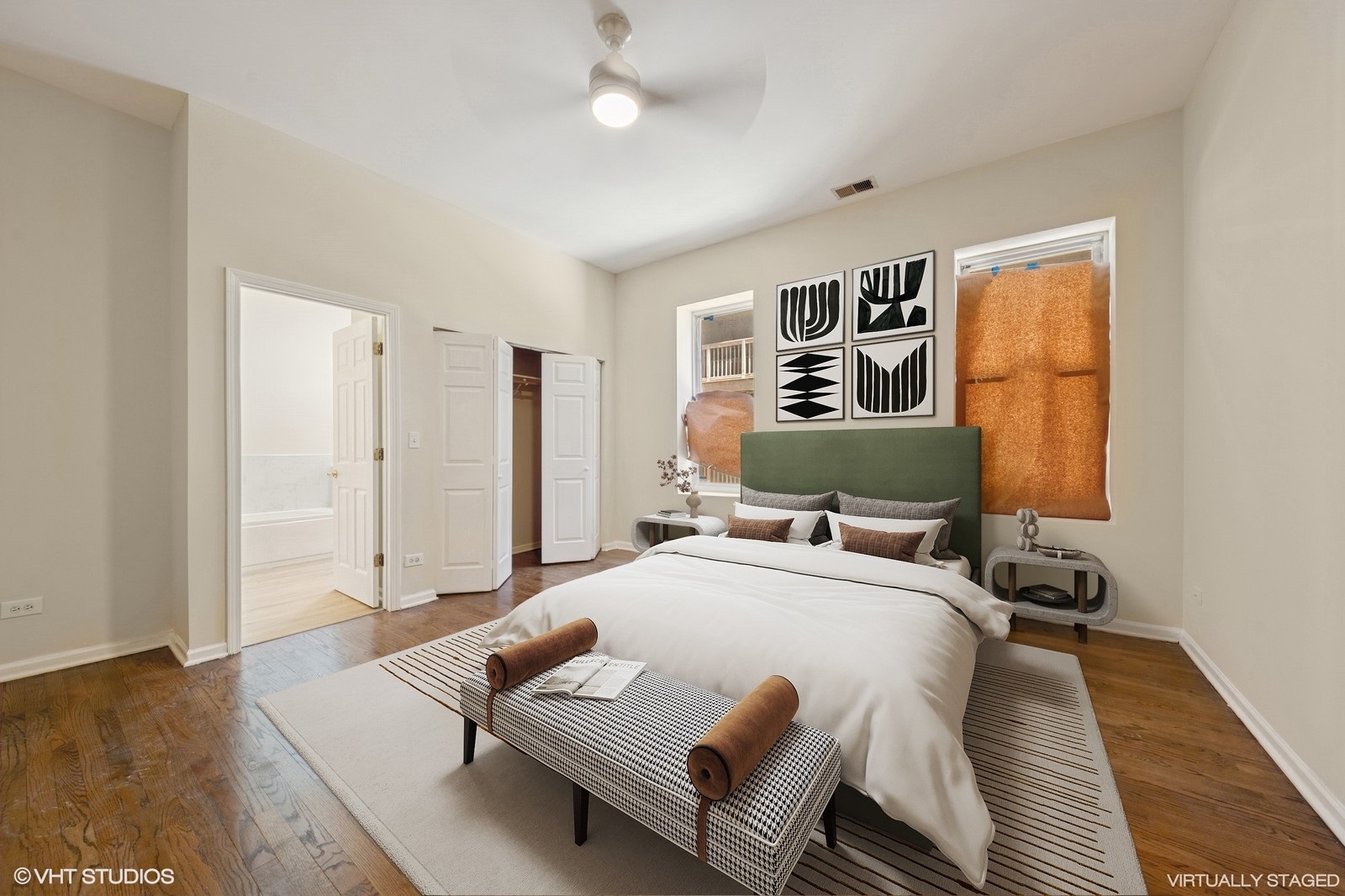 Chicago, Illinois, 60637, United States, 4 Bedrooms Bedrooms, ,3 BathroomsBathrooms,Residential,For Sale,1777528