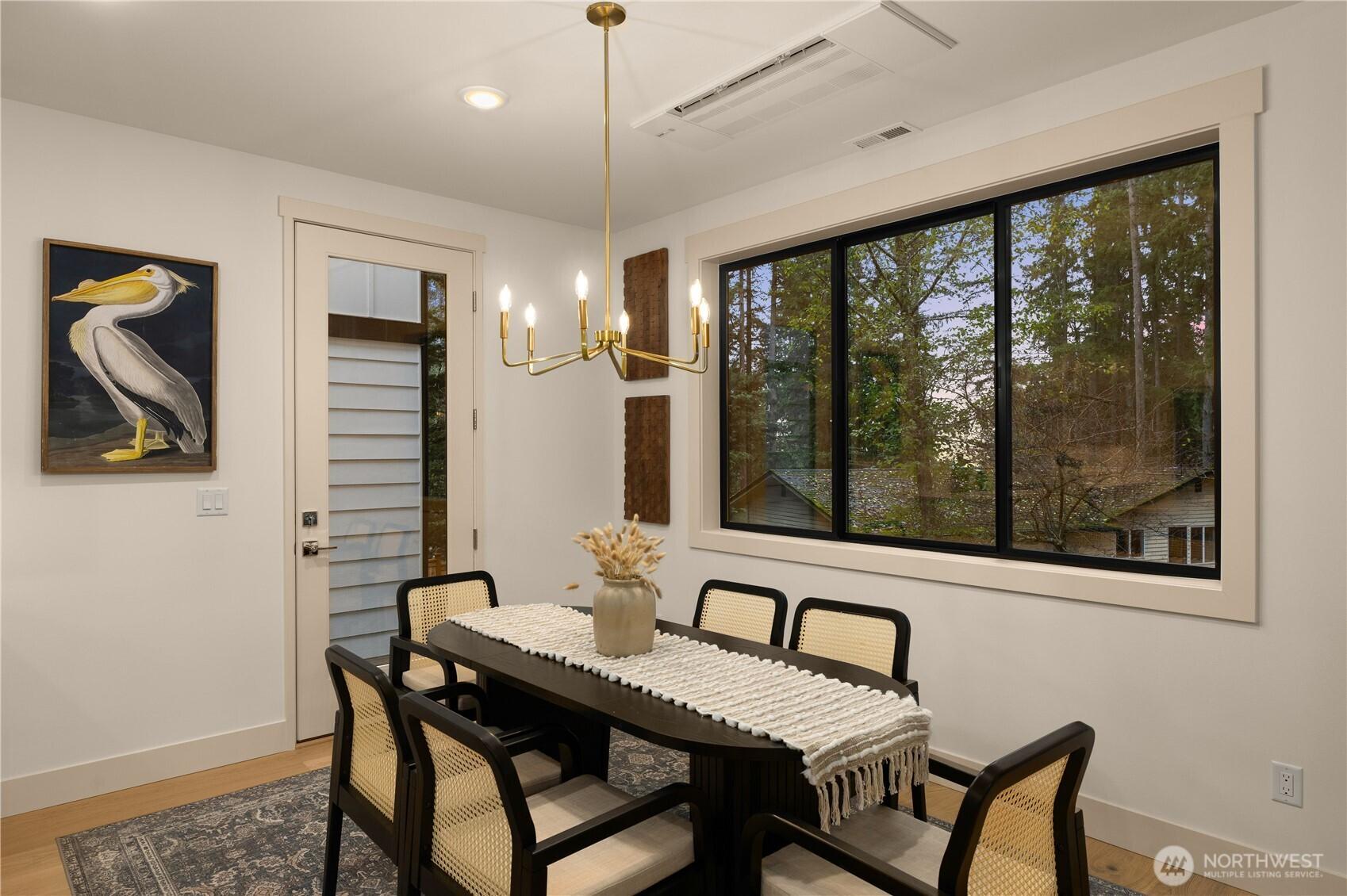 BELLEVUE, Washington, 98006, United States, 4 Bedrooms Bedrooms, ,3 BathroomsBathrooms,Residential,For Sale,1999866