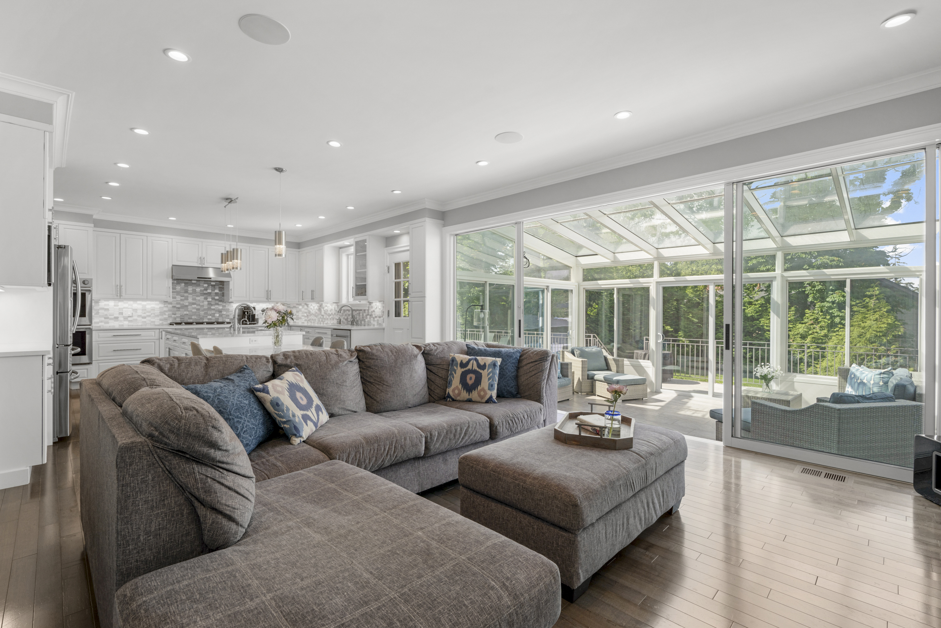  Exceptional Custom Colonial - 物件實景