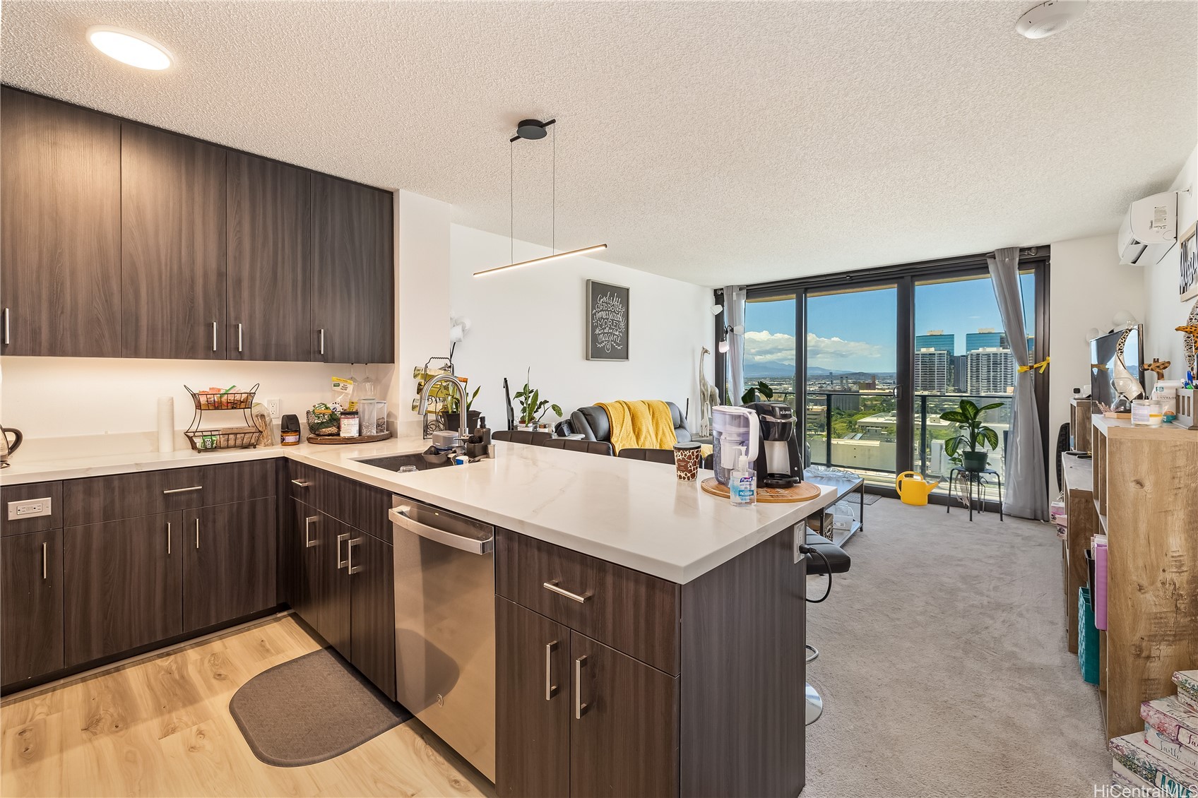 Honolulu, Hawaii, 96813, United States, 2 Bedrooms Bedrooms, ,2 BathroomsBathrooms,Residential,For Sale,1766730