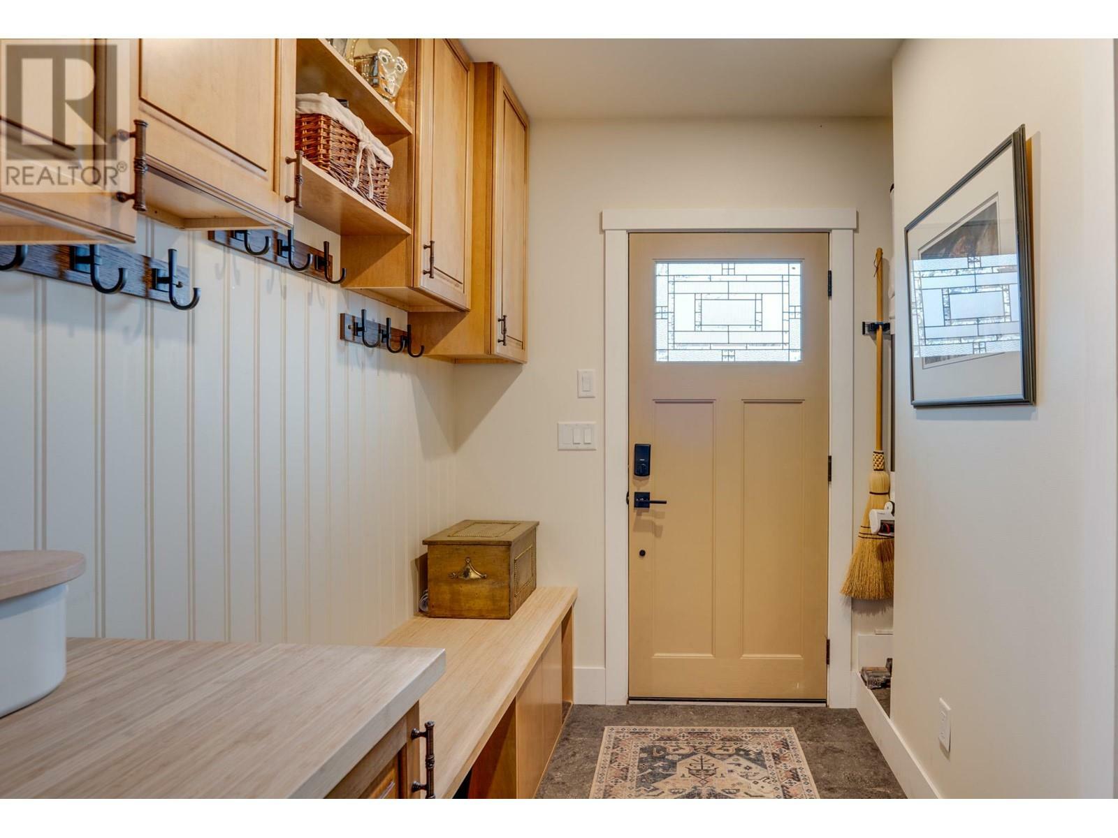 VERNON, British Columbia, V1T 4L3, CA, 3 Bedrooms Bedrooms, ,3 BathroomsBathrooms,Residential,For Sale,1839125