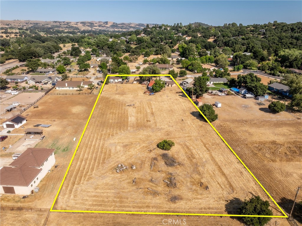 Atascadero, California, 93422, United States, 6 Bedrooms Bedrooms, ,3 BathroomsBathrooms,Residential,For Sale,1851995