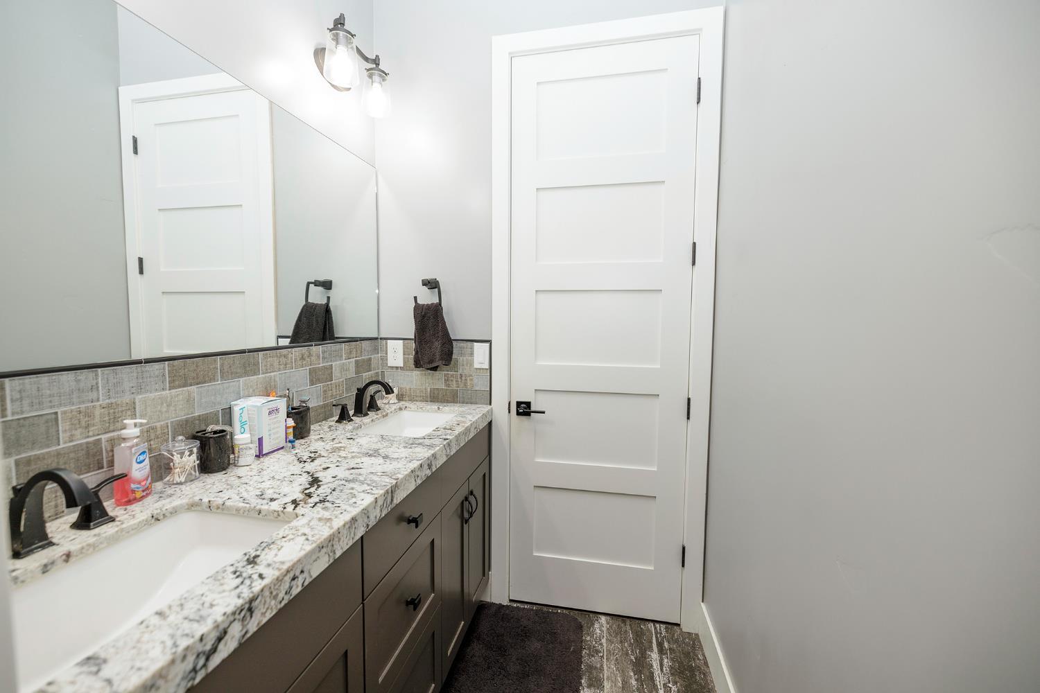 Hilmar, California, 95324, United States, 4 Bedrooms Bedrooms, ,4 BathroomsBathrooms,Residential,For Sale,1983314