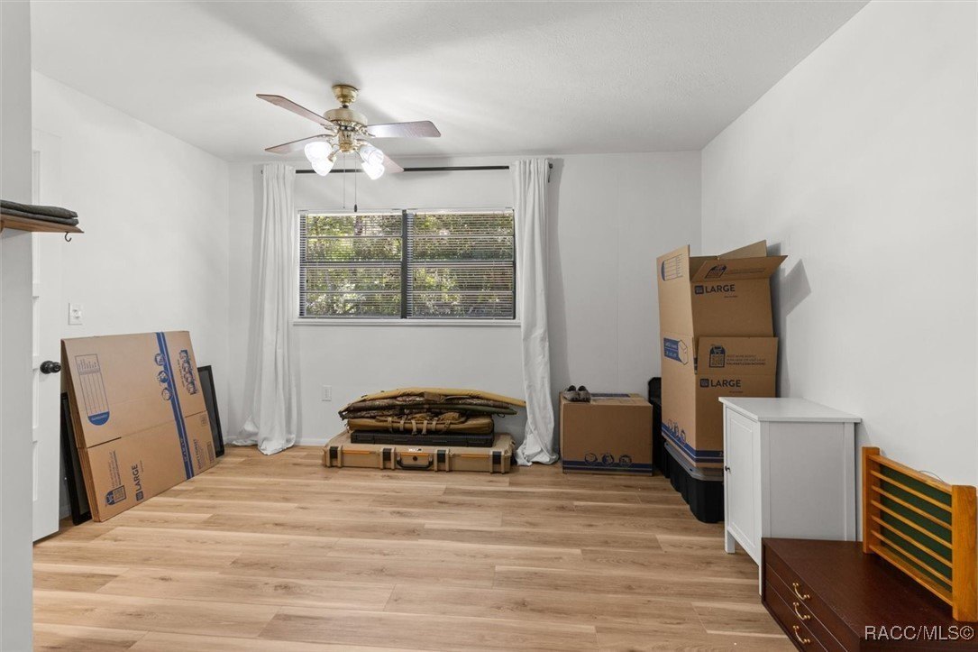 Hernando, Florida, 34442, United States, 5 Bedrooms Bedrooms, ,3 BathroomsBathrooms,Residential,For Sale,1869727