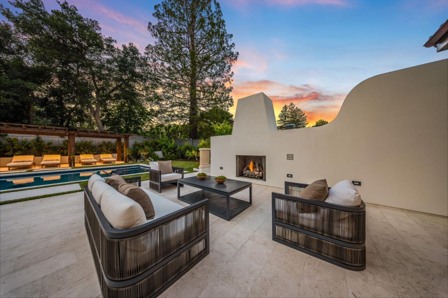 San Mateo, California, 94402, United States, 4 Bedrooms Bedrooms, ,6 BathroomsBathrooms,Residential,For Sale,1836989