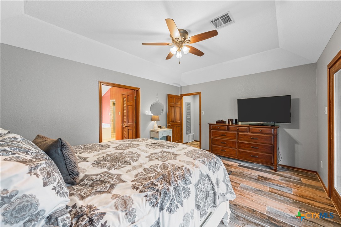 Holland, Texas, 76534, United States, 3 Bedrooms Bedrooms, ,2 BathroomsBathrooms,Residential,For Sale,1933257
