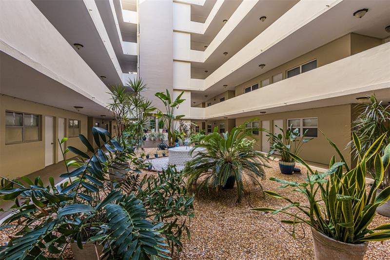 Pompano Beach, Florida, 33062, United States, 2 Bedrooms Bedrooms, ,2 BathroomsBathrooms,Residential,For Sale,1991979