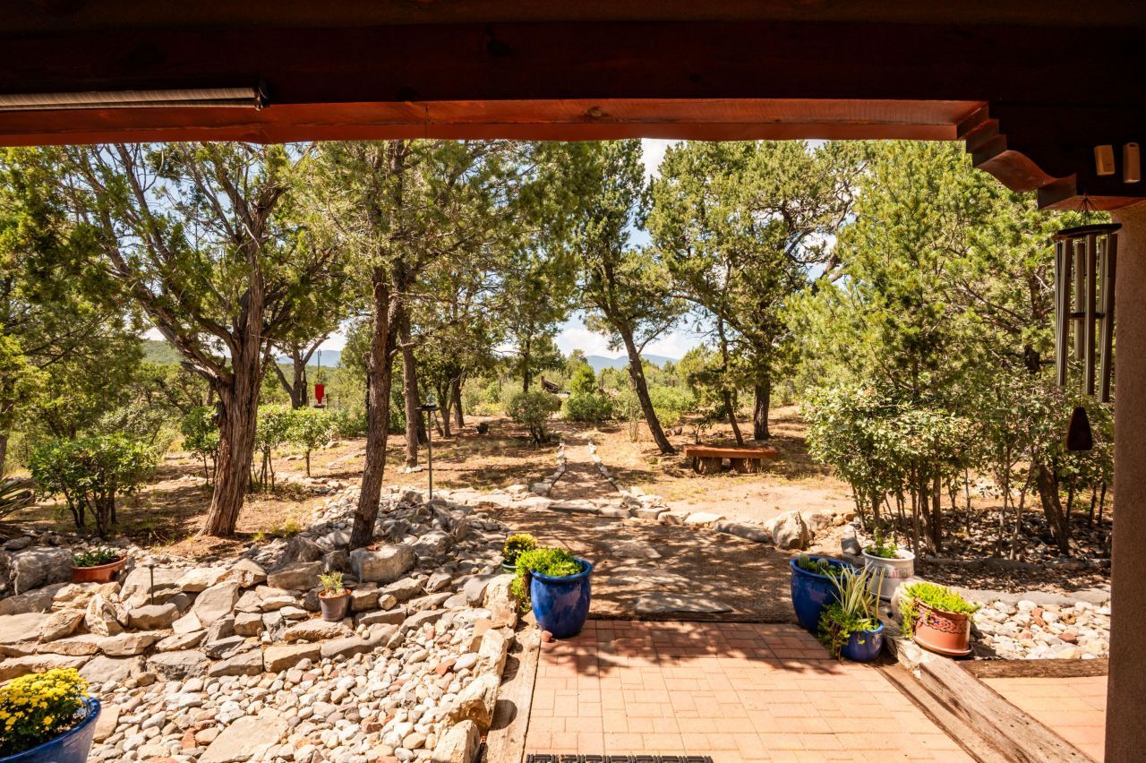 Tijeras, New Mexico, 87059, United States, 4 Bedrooms Bedrooms, ,2 BathroomsBathrooms,Residential,For Sale,1940446