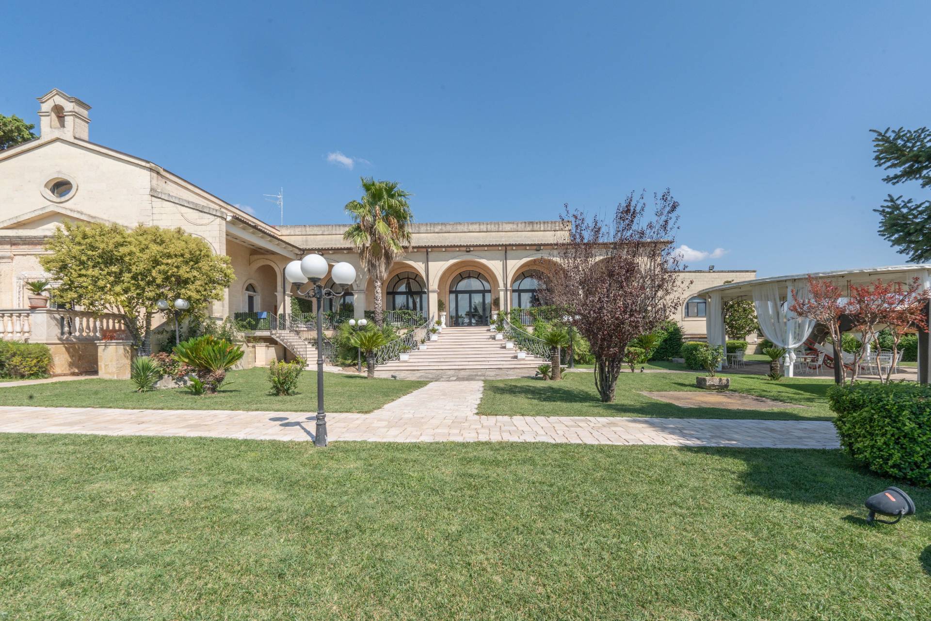 Altamura, Bari, 70022, IT, 21 Bedrooms Bedrooms, ,24 BathroomsBathrooms,Residential,For Sale,1947459