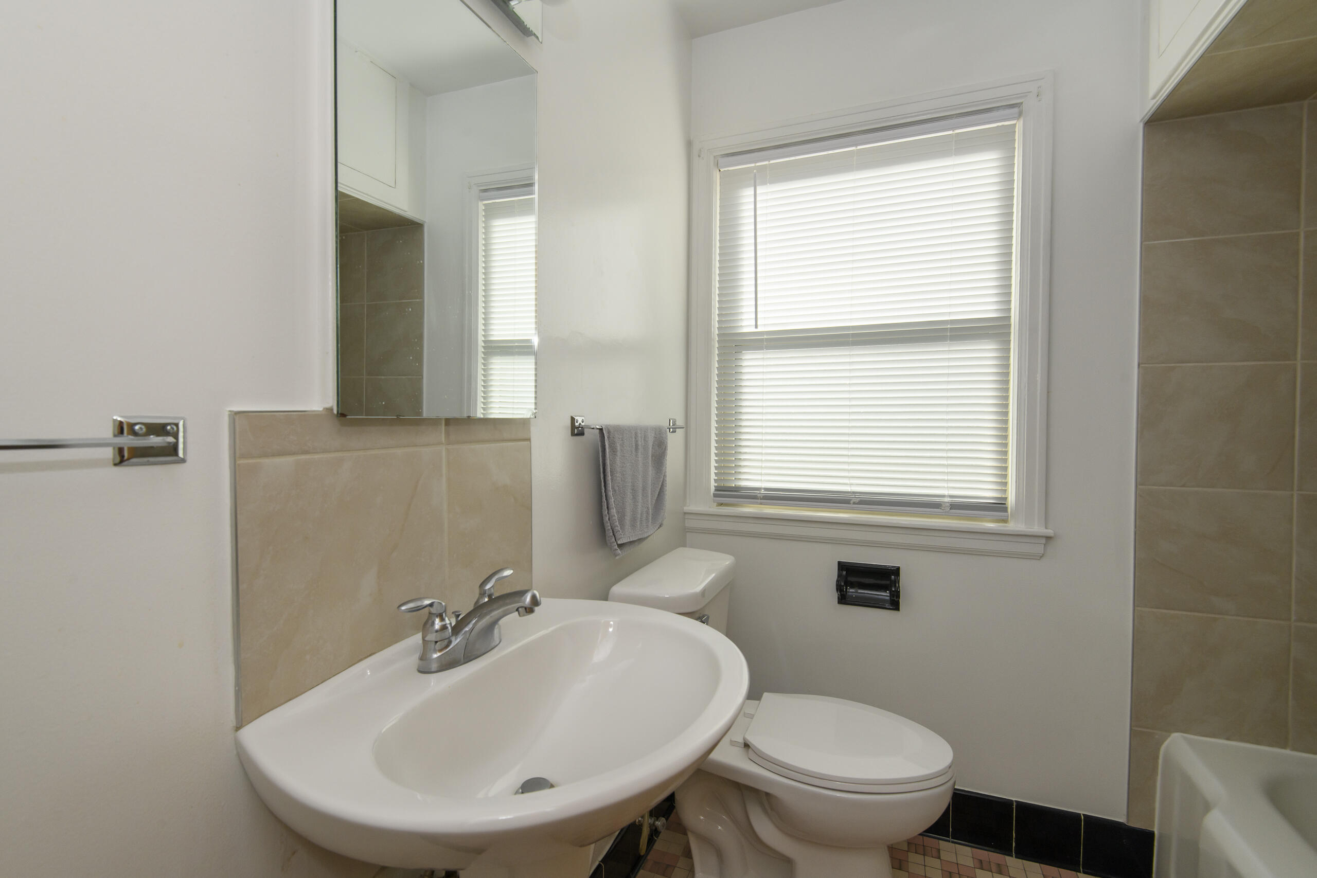 Wauwatosa, Wisconsin, 53213, United States, ,Residential,For Sale,1915649