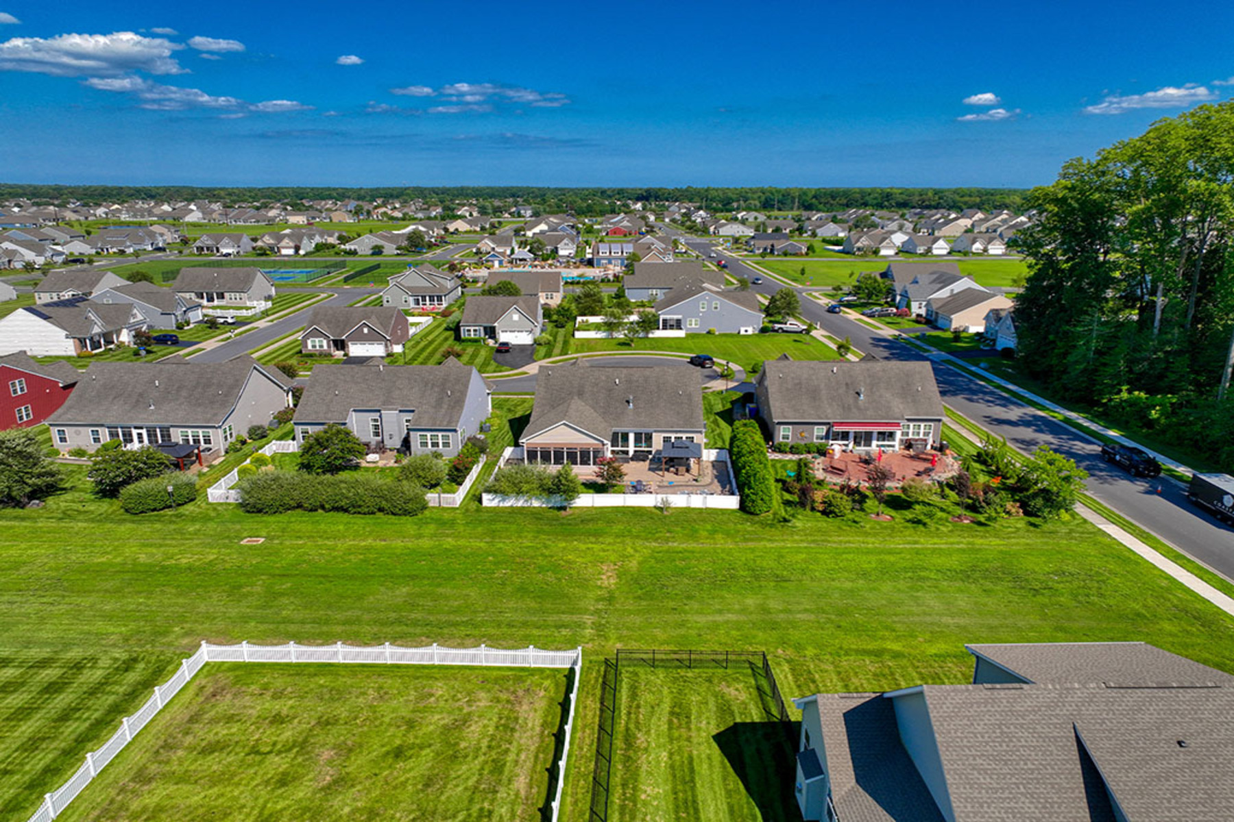 28046 Hatteras Drive - 物件實景