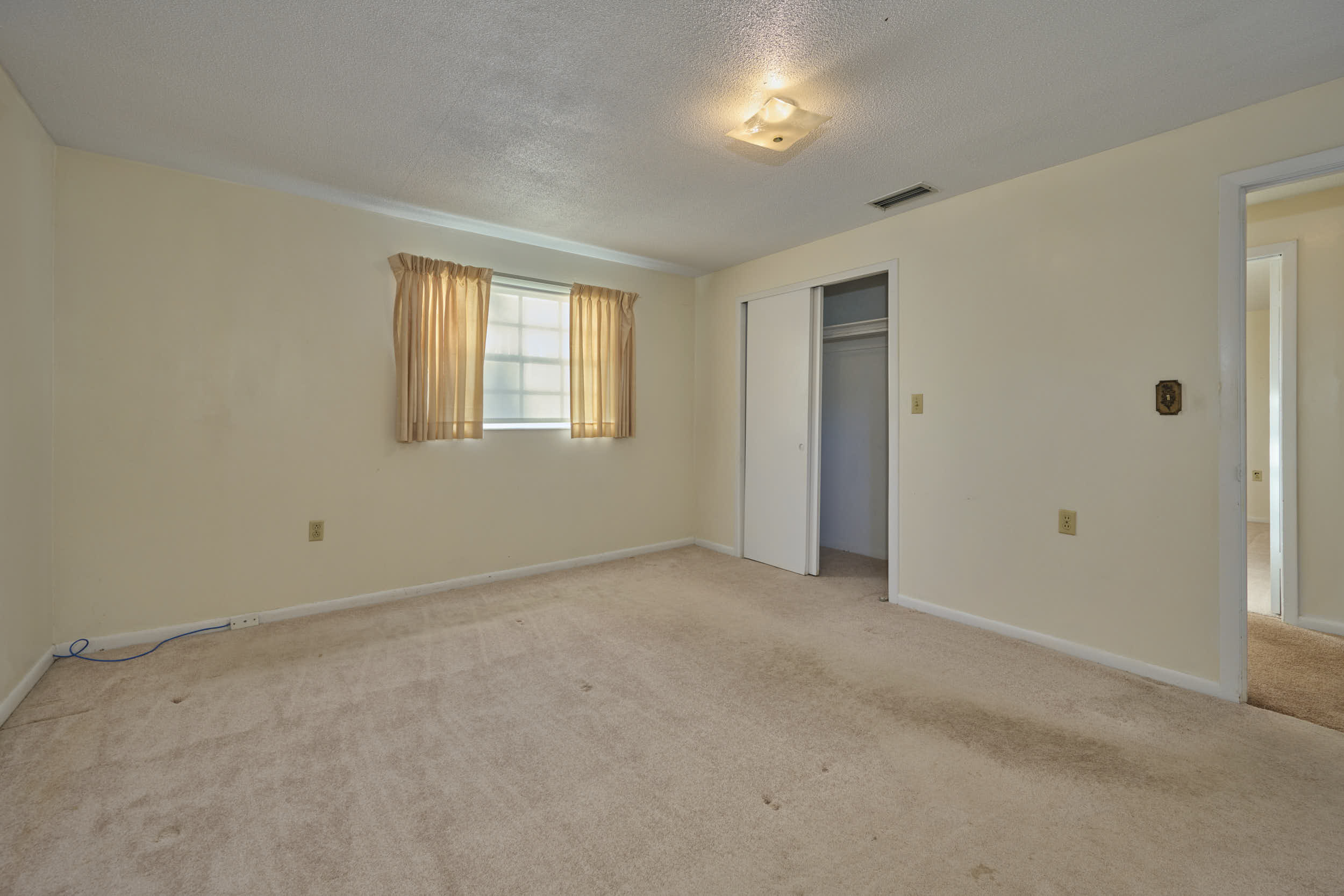 BARTOW, Florida, 33830, United States, 3 Bedrooms Bedrooms, ,2 BathroomsBathrooms,Residential,For Sale,1915491