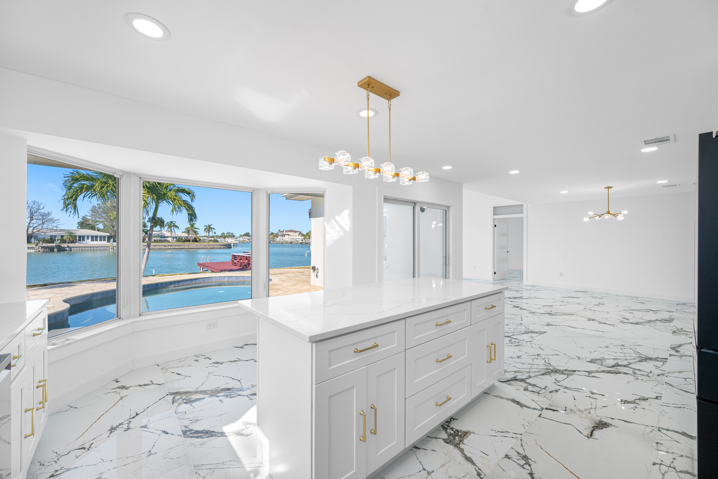 Treasure Island, Florida, 33706, United States, 3 Bedrooms Bedrooms, ,2 BathroomsBathrooms,Residential,For Sale,1990386