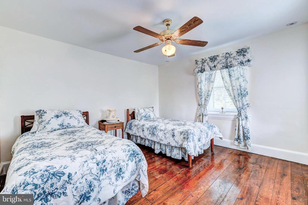 Harleysville, Pennsylvania, 19438, United States, 4 Bedrooms Bedrooms, ,3 BathroomsBathrooms,Residential,For Sale,1912462