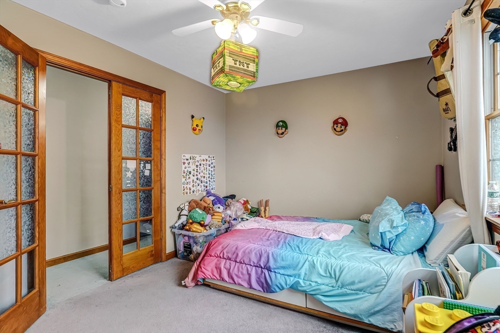 Southbridge, Massachusetts, 01550, United States, 3 Bedrooms Bedrooms, ,3 BathroomsBathrooms,Residential,For Sale,1930417
