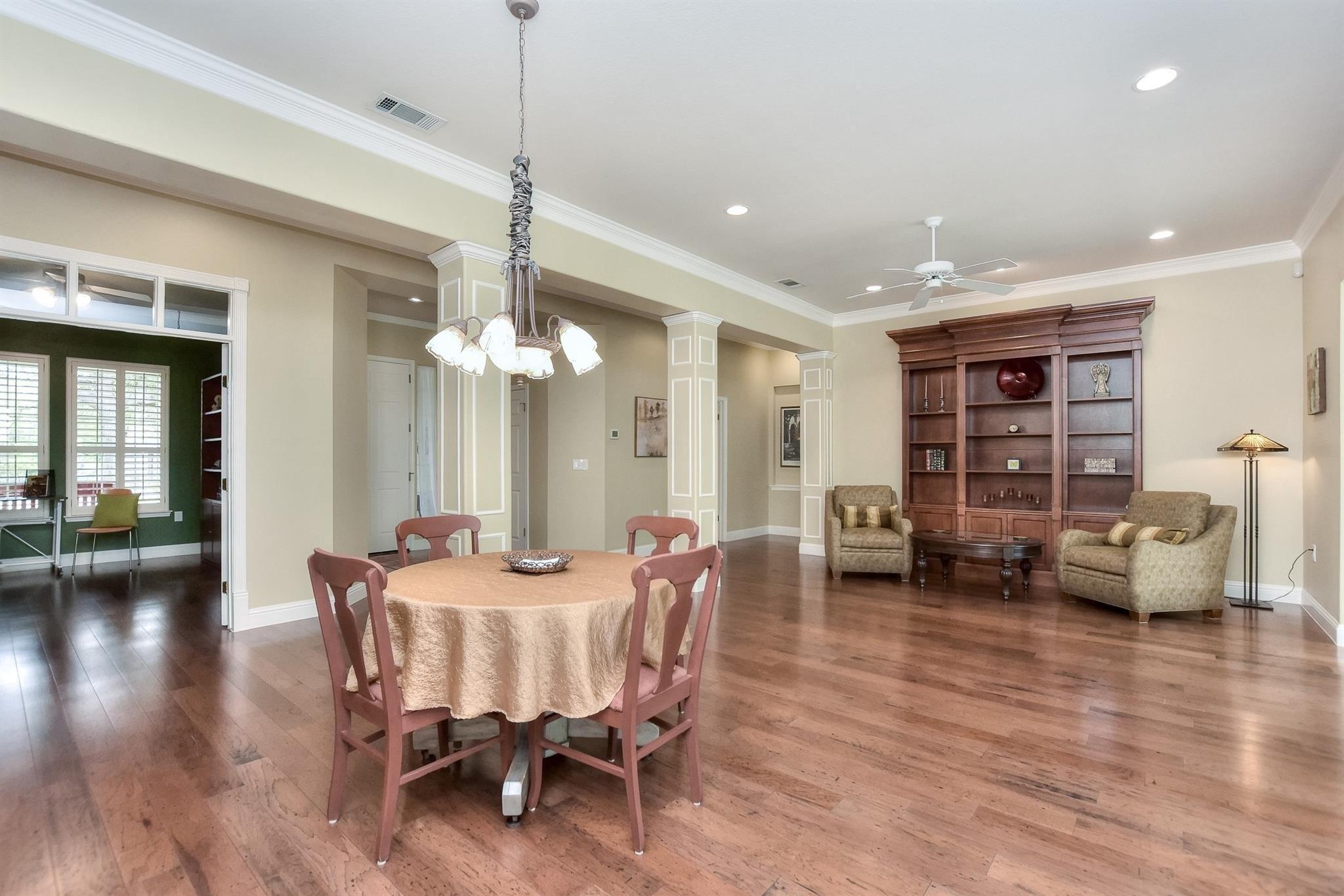 Georgetown, Texas, 78633, United States, 2 Bedrooms Bedrooms, ,2 BathroomsBathrooms,Residential,For Sale,1977670