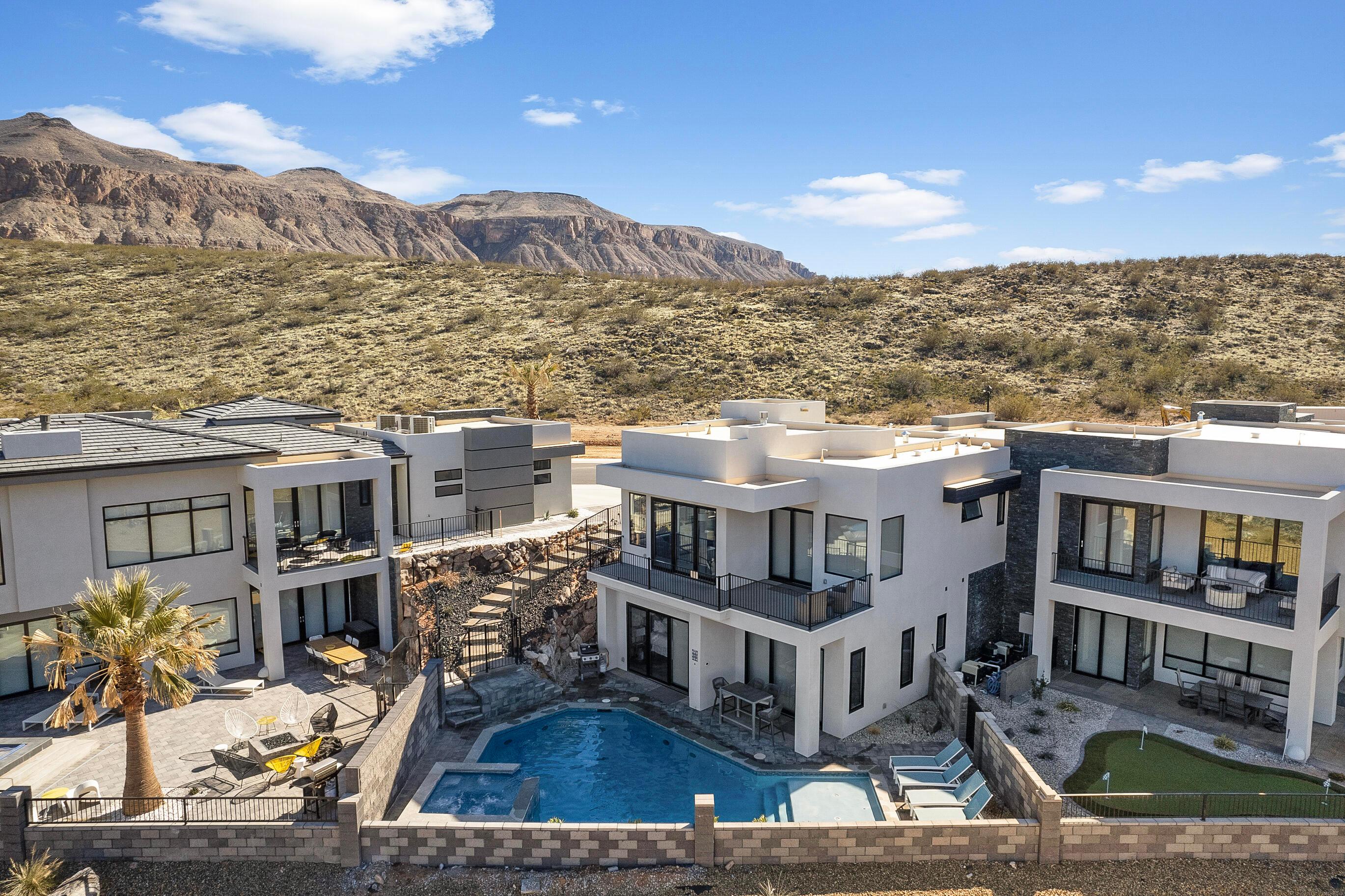Hurricane, Utah, 84737, United States, 3 Bedrooms Bedrooms, ,4 BathroomsBathrooms,Residential,For Sale,1842144