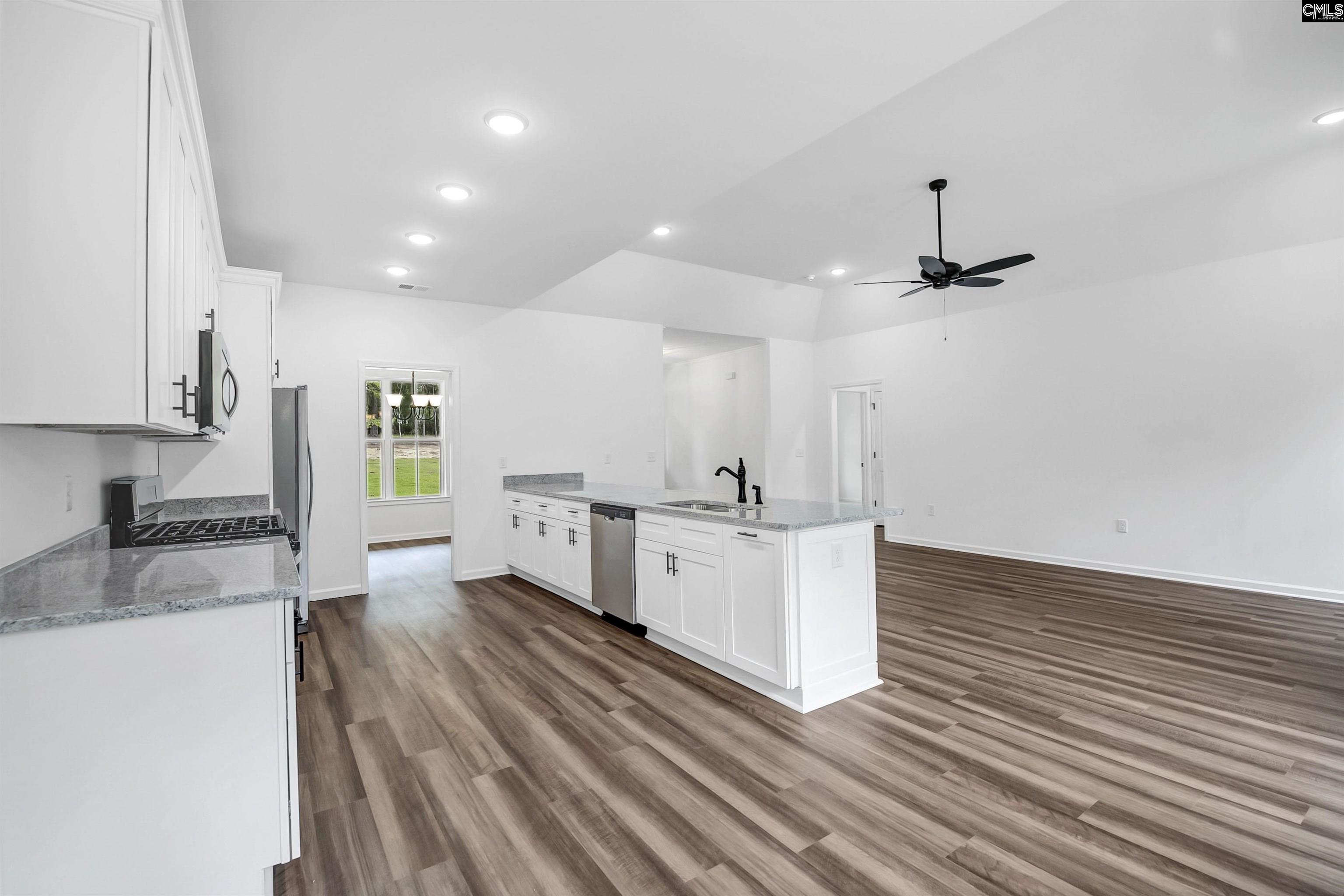 Lugoff, South Carolina, 29078, United States, 4 Bedrooms Bedrooms, ,3 BathroomsBathrooms,Residential,For Sale,1927158