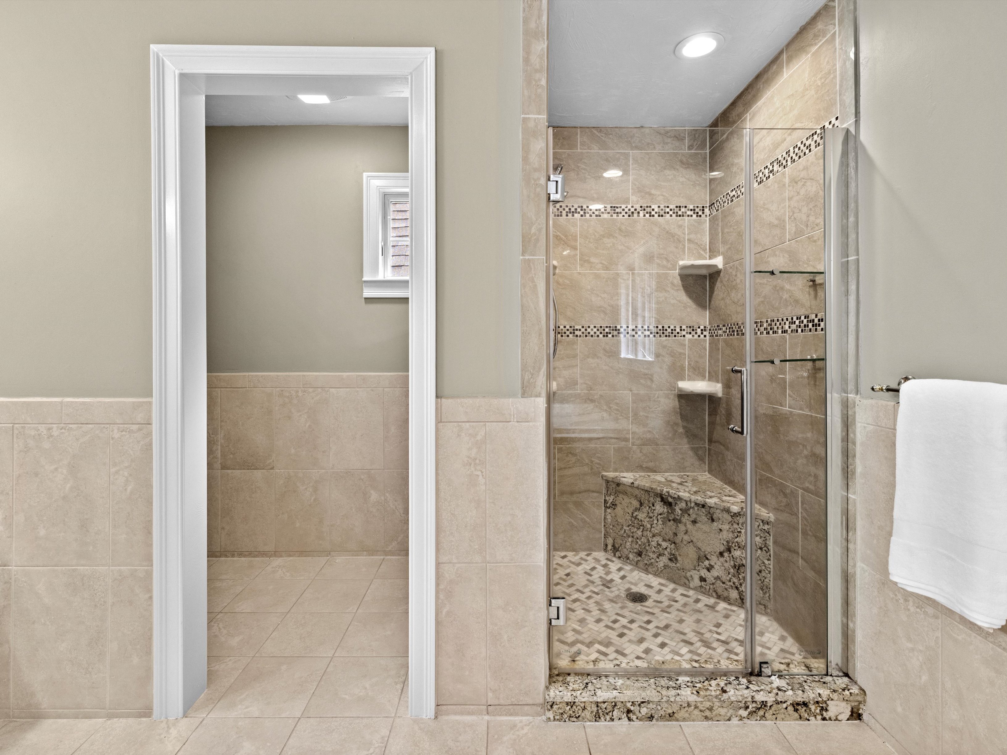  Thoughtfully designed home, perfect for multigenerational living - 物件實景