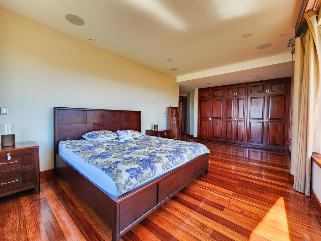 Curridabat, Curridabat, San Jose, CR, 6 Bedrooms Bedrooms, ,7 BathroomsBathrooms,Residential,For Sale,Curridabat,1587516