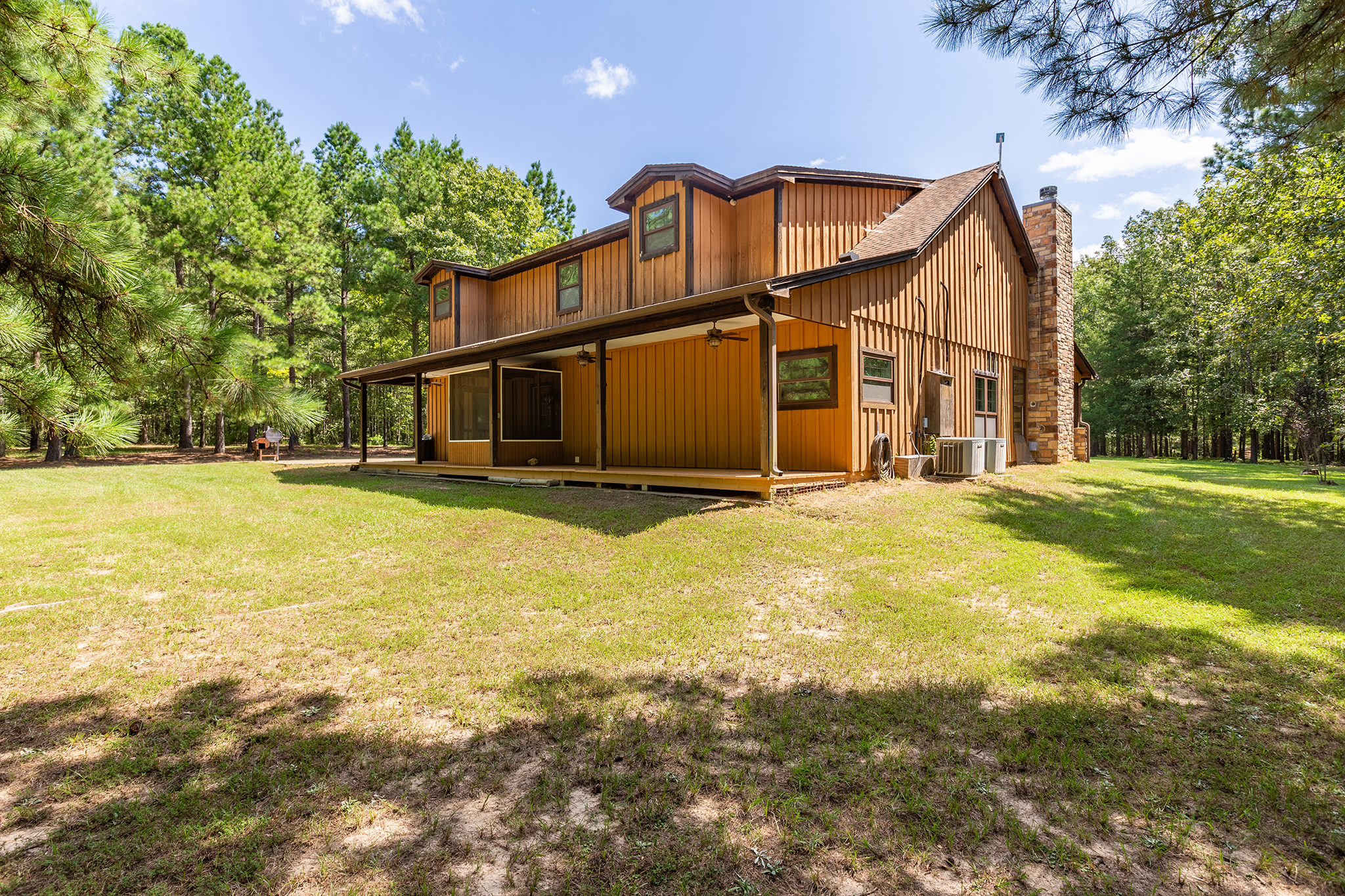 Bronson, Texas, 75930, United States, 5 Bedrooms Bedrooms, ,4 BathroomsBathrooms,Residential,For Sale,1944526