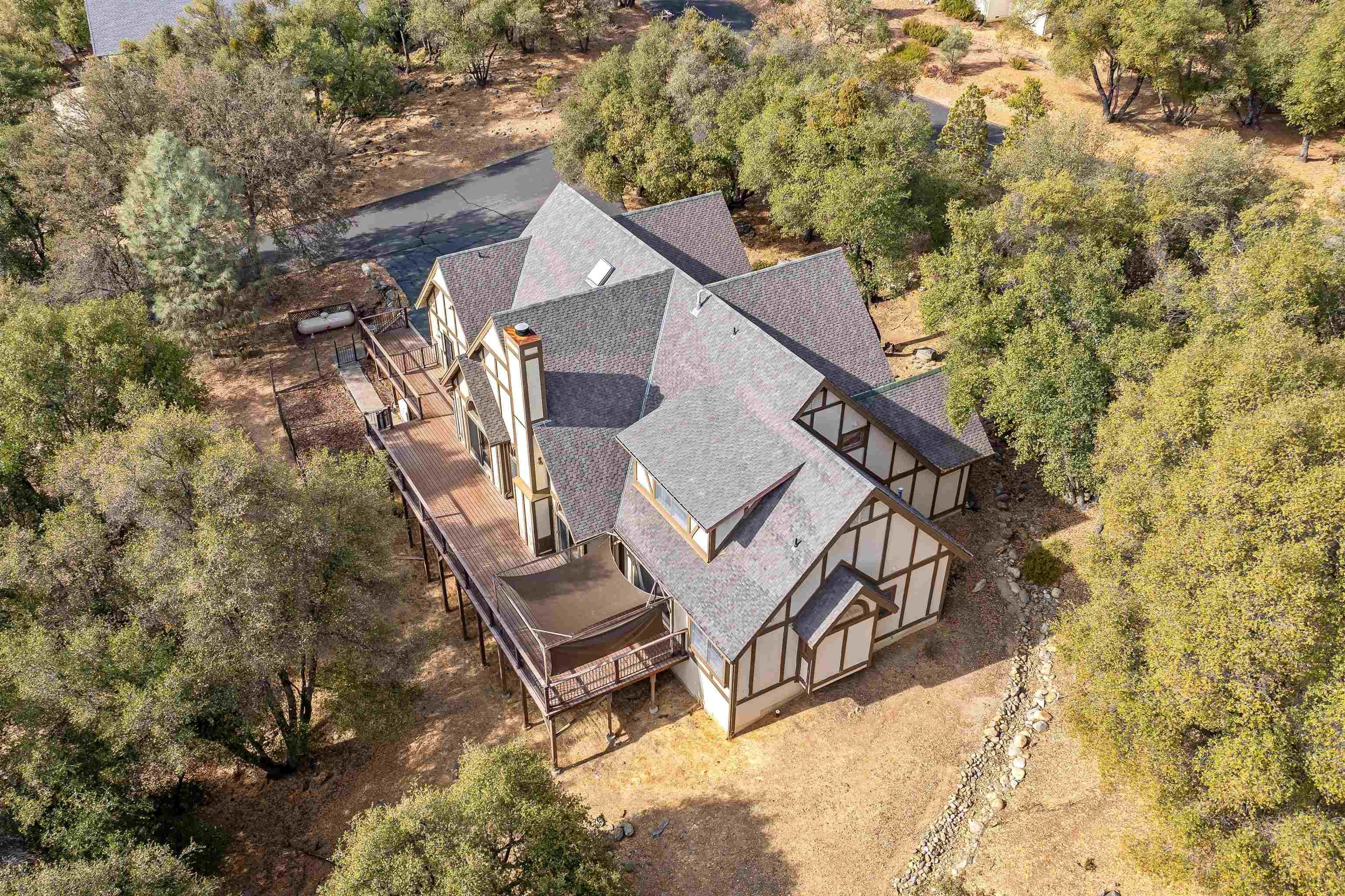 Sonora, California, 95370, United States, 4 Bedrooms Bedrooms, ,3 BathroomsBathrooms,Residential,For Sale,2008617