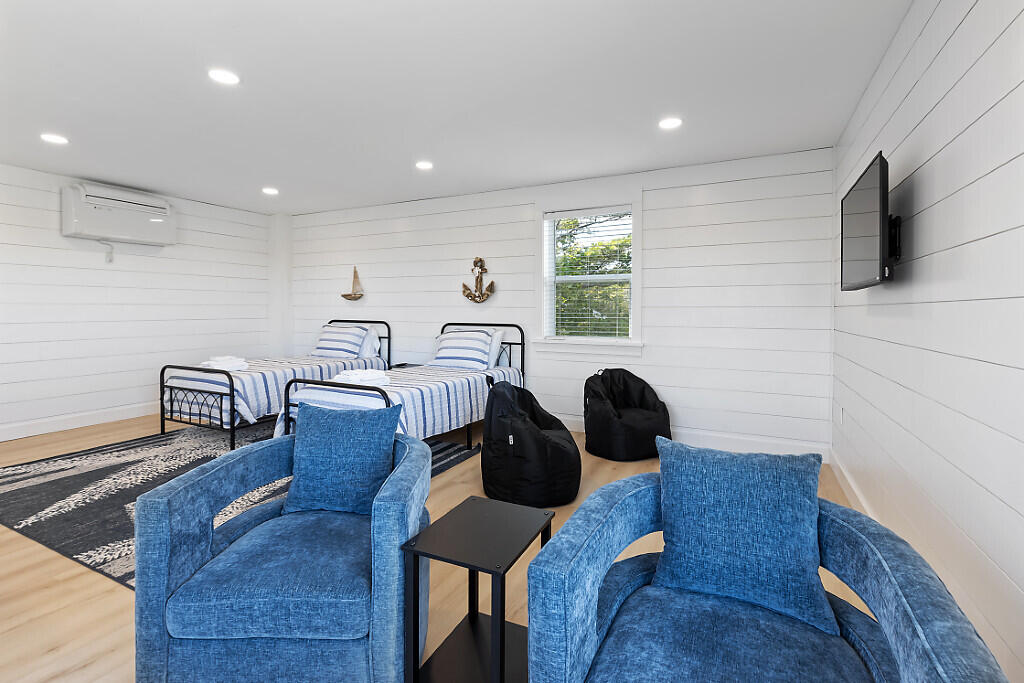 Gouldsboro, Maine, 04607, United States, 3 Bedrooms Bedrooms, ,2 BathroomsBathrooms,Residential,For Sale,1901122