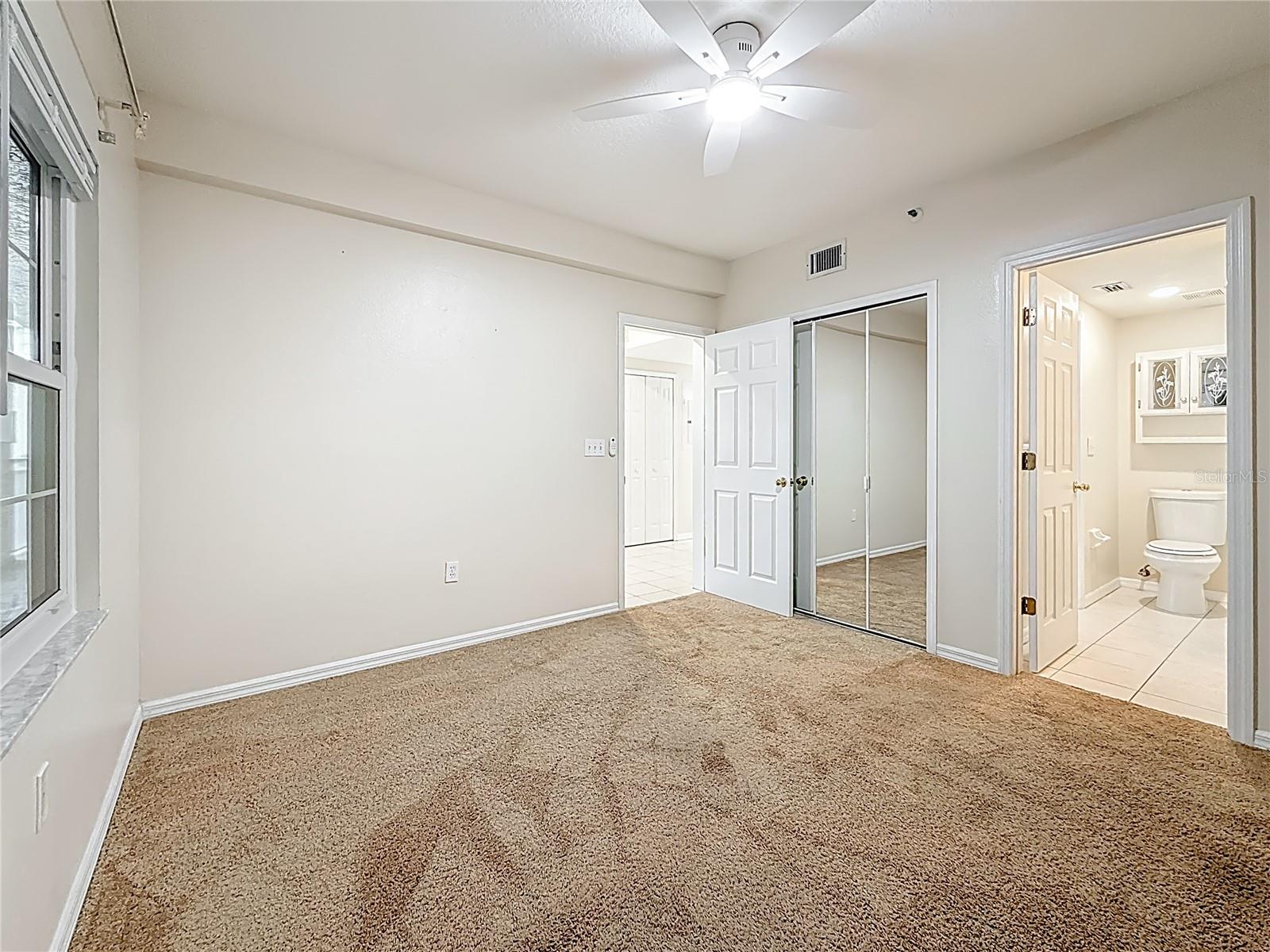 Madeira Beach, Florida, 33708, United States, 2 Bedrooms Bedrooms, ,2 BathroomsBathrooms,Residential,For Sale,1985682