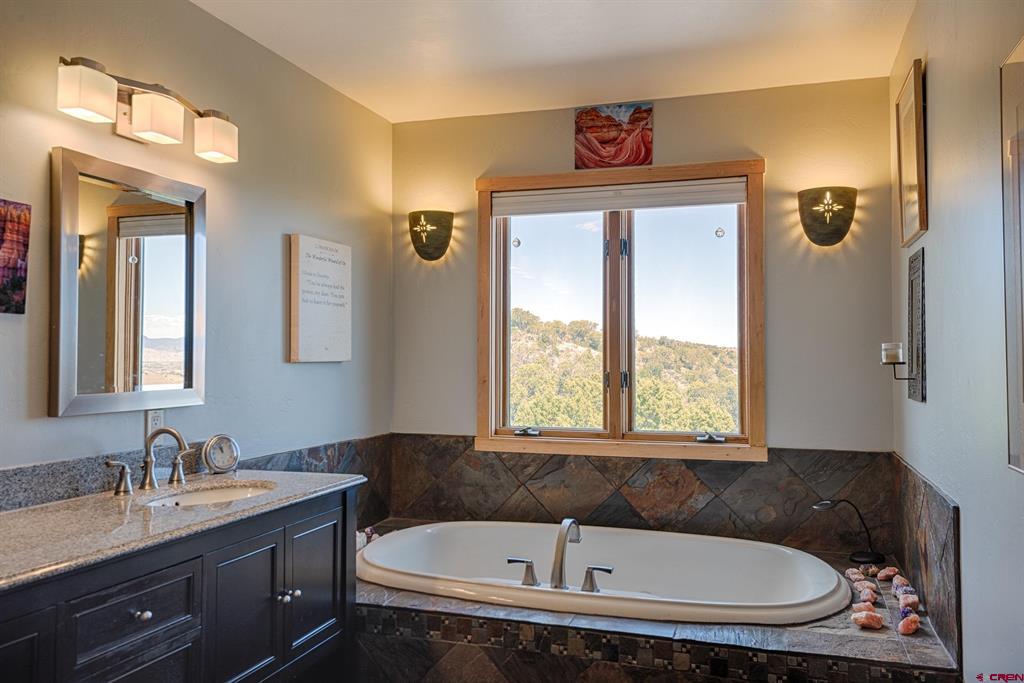 Montrose, Colorado, 81403, United States, 3 Bedrooms Bedrooms, ,2 BathroomsBathrooms,Residential,For Sale,1982784