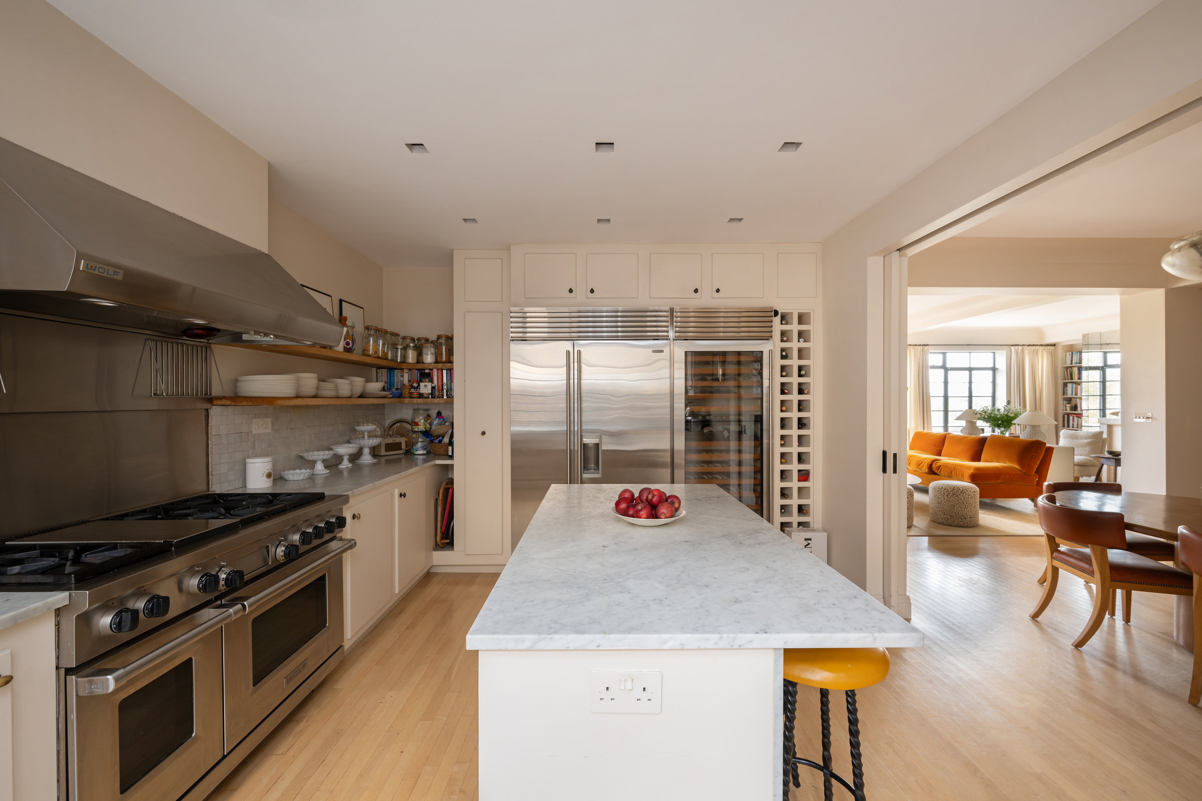  Fabulous fifth floor four bedroom apartment - 物件實景