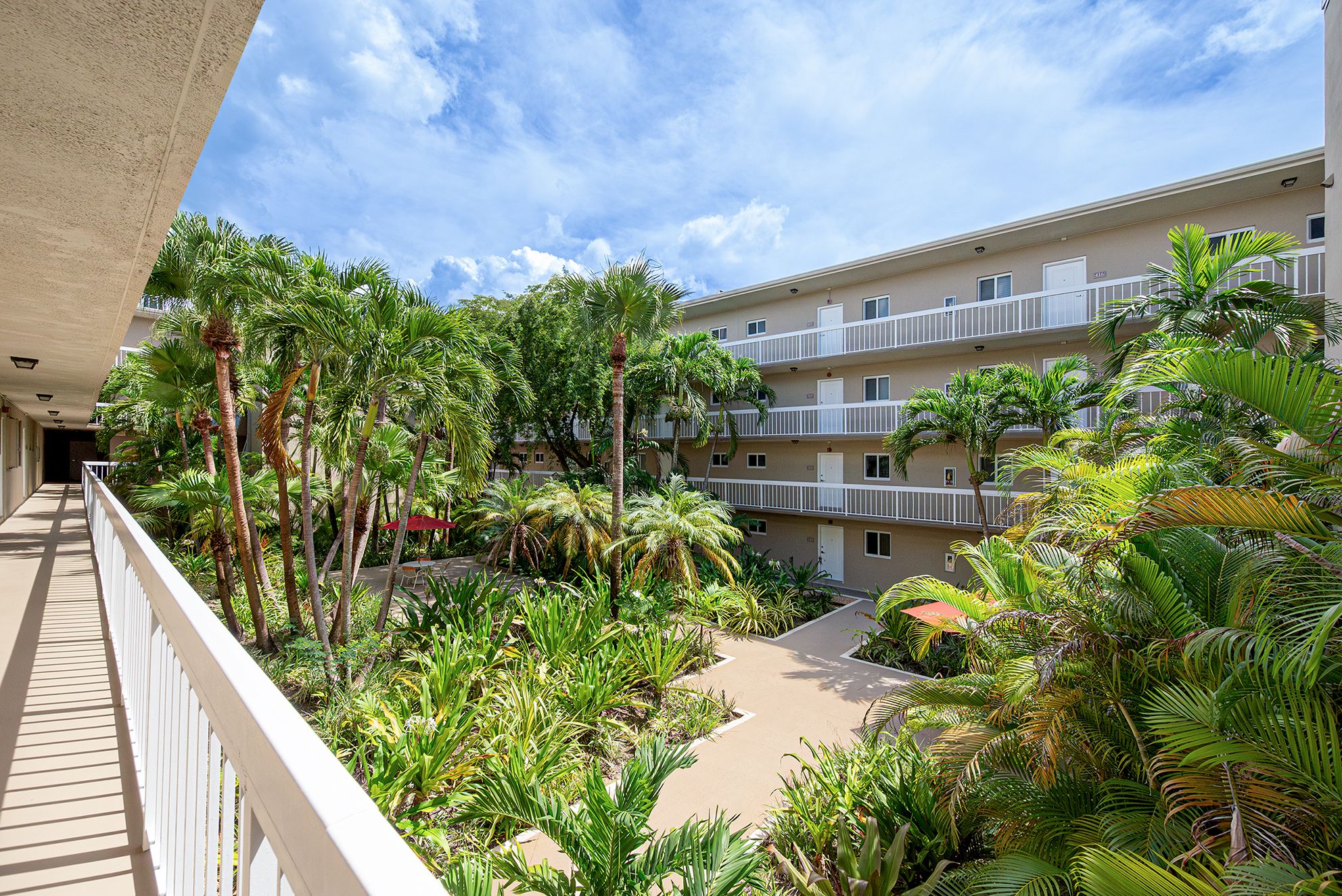  7845 Camino Real, Miami, FL, 33143 - 物件實景