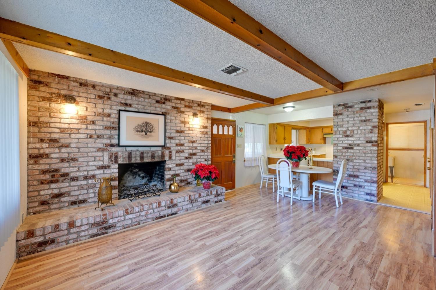 Dunnigan, California, 95937, United States, 3 Bedrooms Bedrooms, ,3 BathroomsBathrooms,Residential,For Sale,1770548