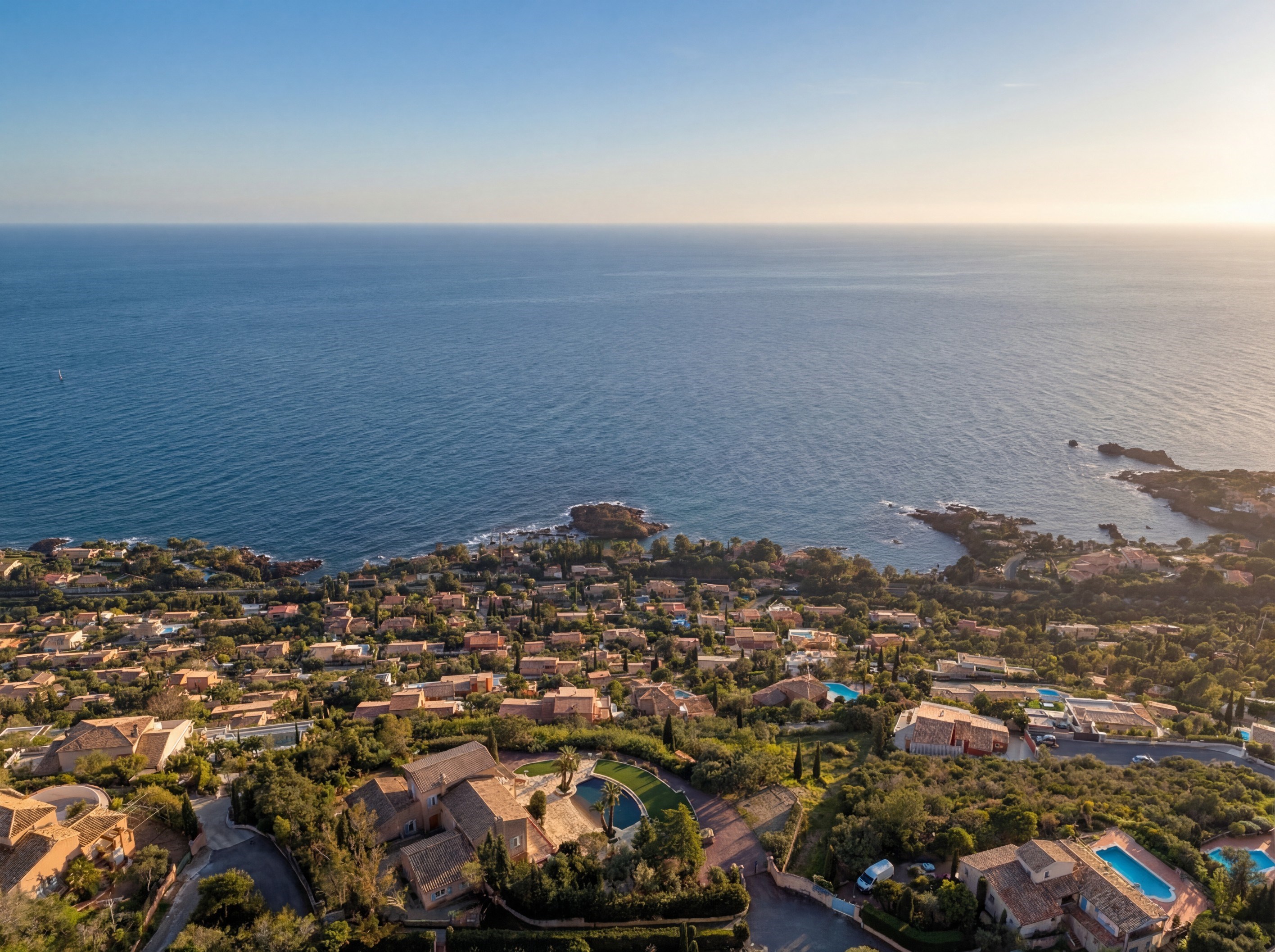  Saint-Raphaël Agay property panoramic sea view land 3100 sqm infinity pool 5 su… - 物件實景