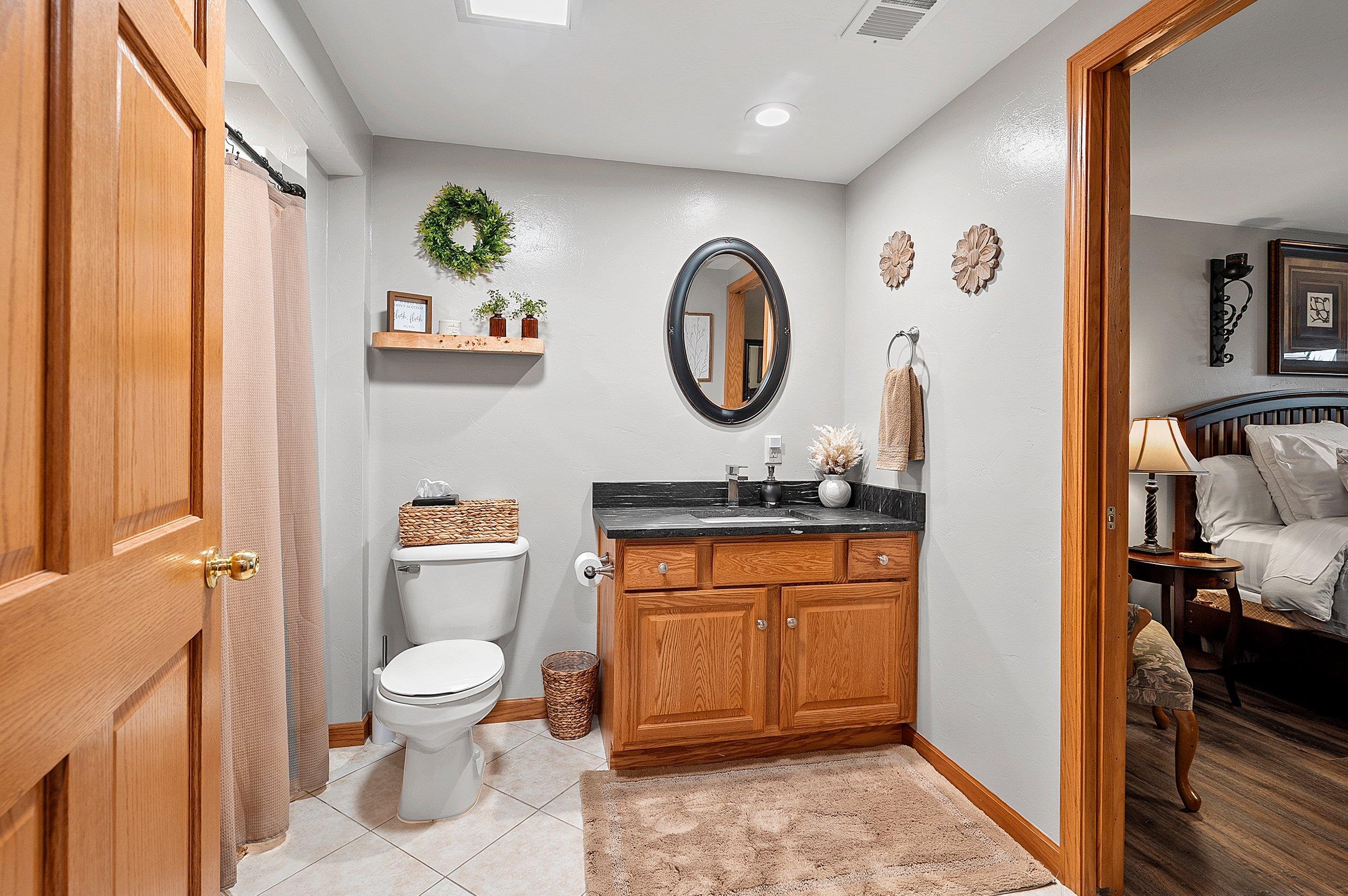 SHAWANO, Wisconsin, 54166, United States, 3 Bedrooms Bedrooms, ,3 BathroomsBathrooms,Residential,For Sale,1940998