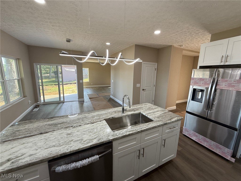 Mentor, Ohio, 44060, United States, 4 Bedrooms Bedrooms, ,3 BathroomsBathrooms,Residential,For Sale,1915313