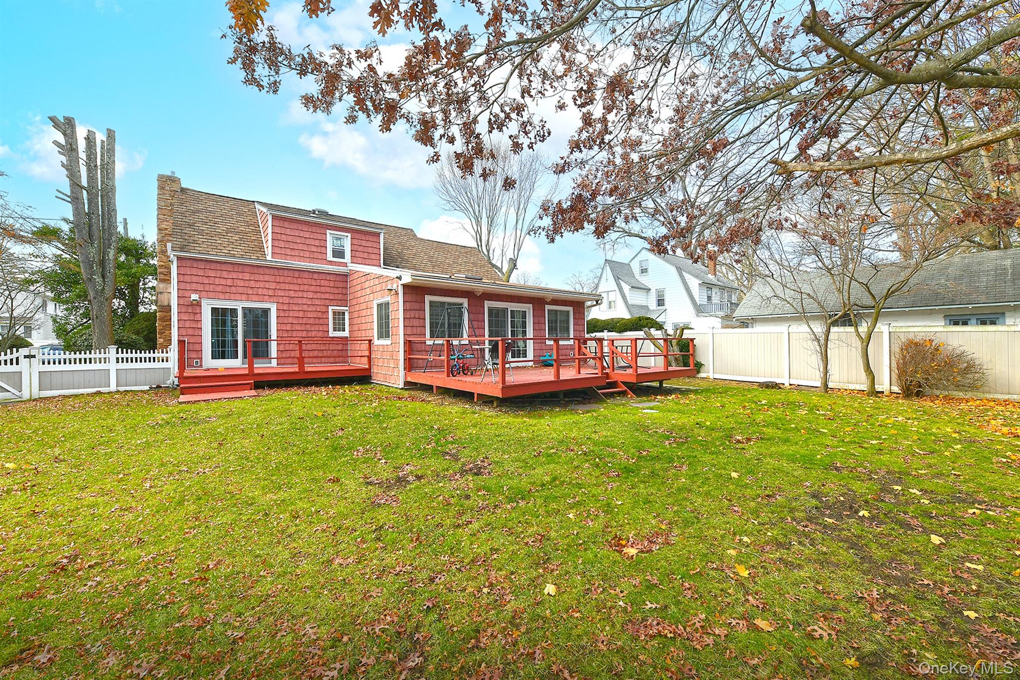 Freeport, New York, 11520, United States, 3 Bedrooms Bedrooms, ,2 BathroomsBathrooms,Residential,For Sale,2003300