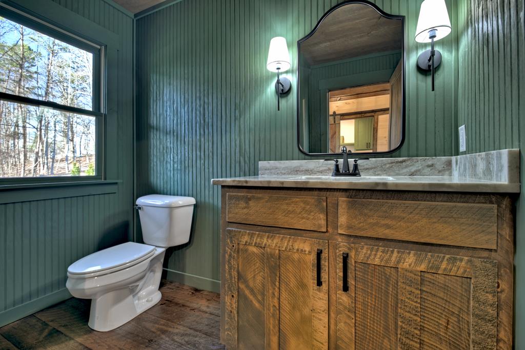 Mineral Bluff, Georgia, 30559, United States, 4 Bedrooms Bedrooms, ,5 BathroomsBathrooms,Residential,For Sale,1858917