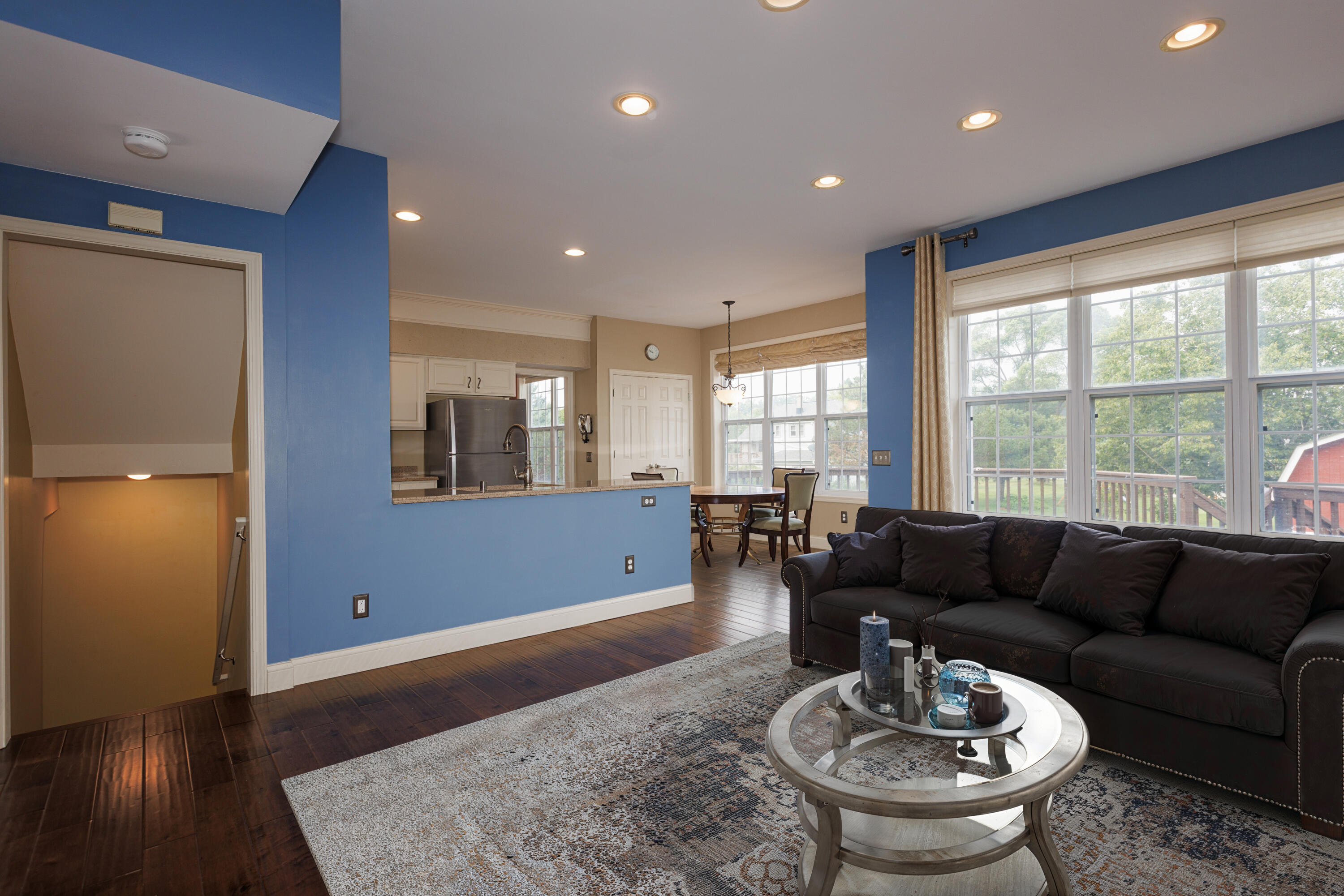 Franklin, Wisconsin, 53132, United States, 4 Bedrooms Bedrooms, ,4 BathroomsBathrooms,Residential,For Sale,1924268
