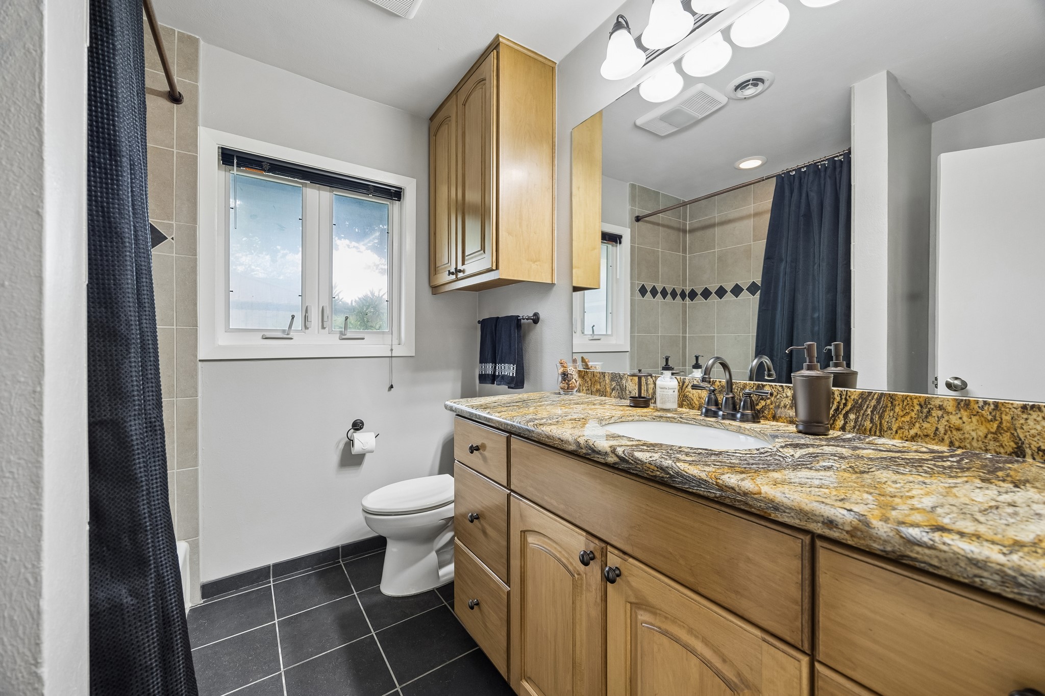  3427 Gannett Street - 物件實景