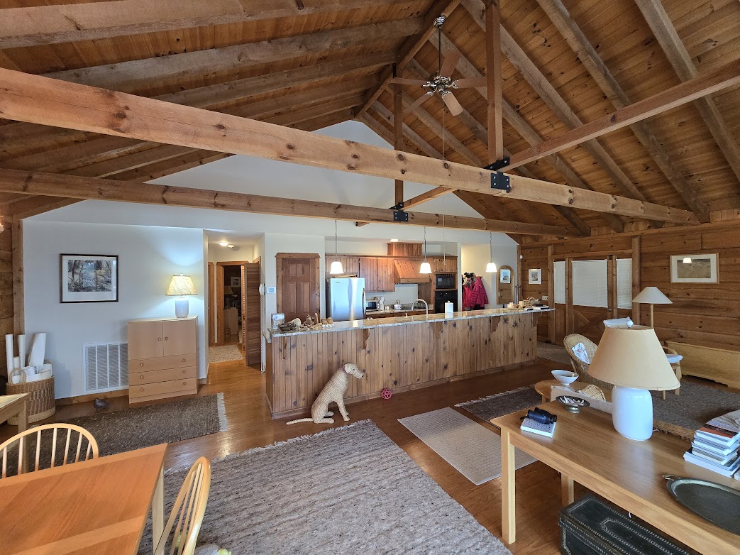 Warrensville, North Carolina, 28693, United States, 2 Bedrooms Bedrooms, ,2 BathroomsBathrooms,Residential,For Sale,1982340