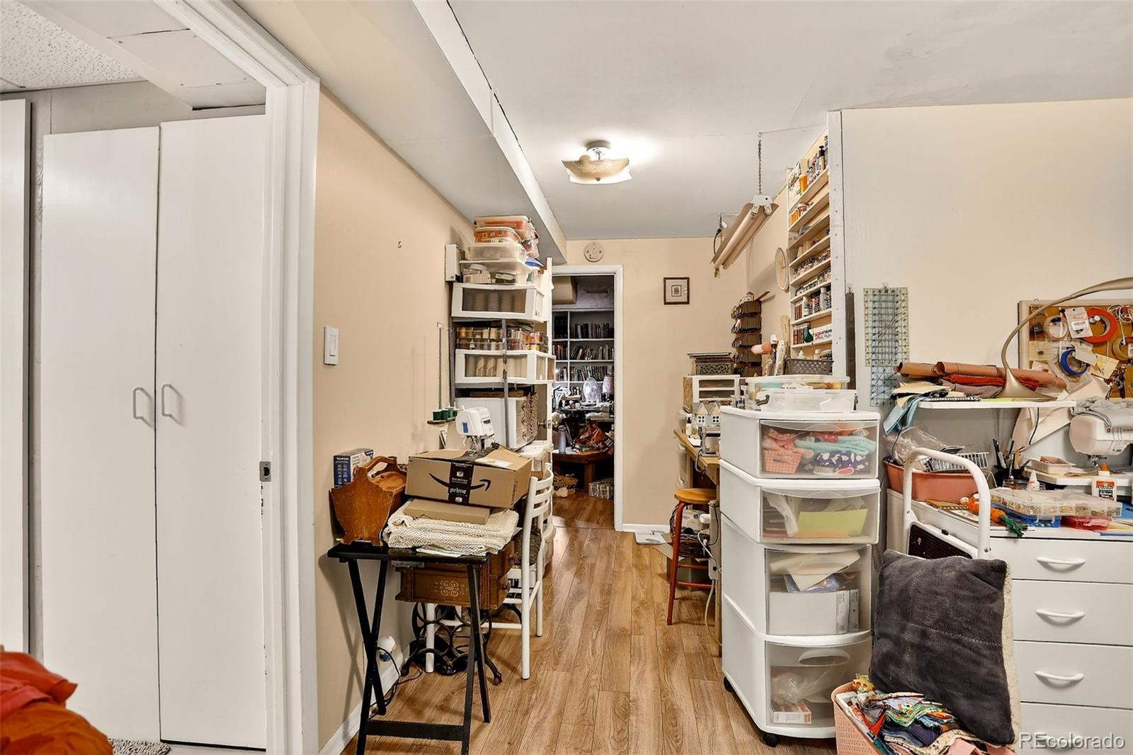 Littleton, Colorado, 80120, United States, 4 Bedrooms Bedrooms, ,1 BathroomBathrooms,Residential,For Sale,1988152