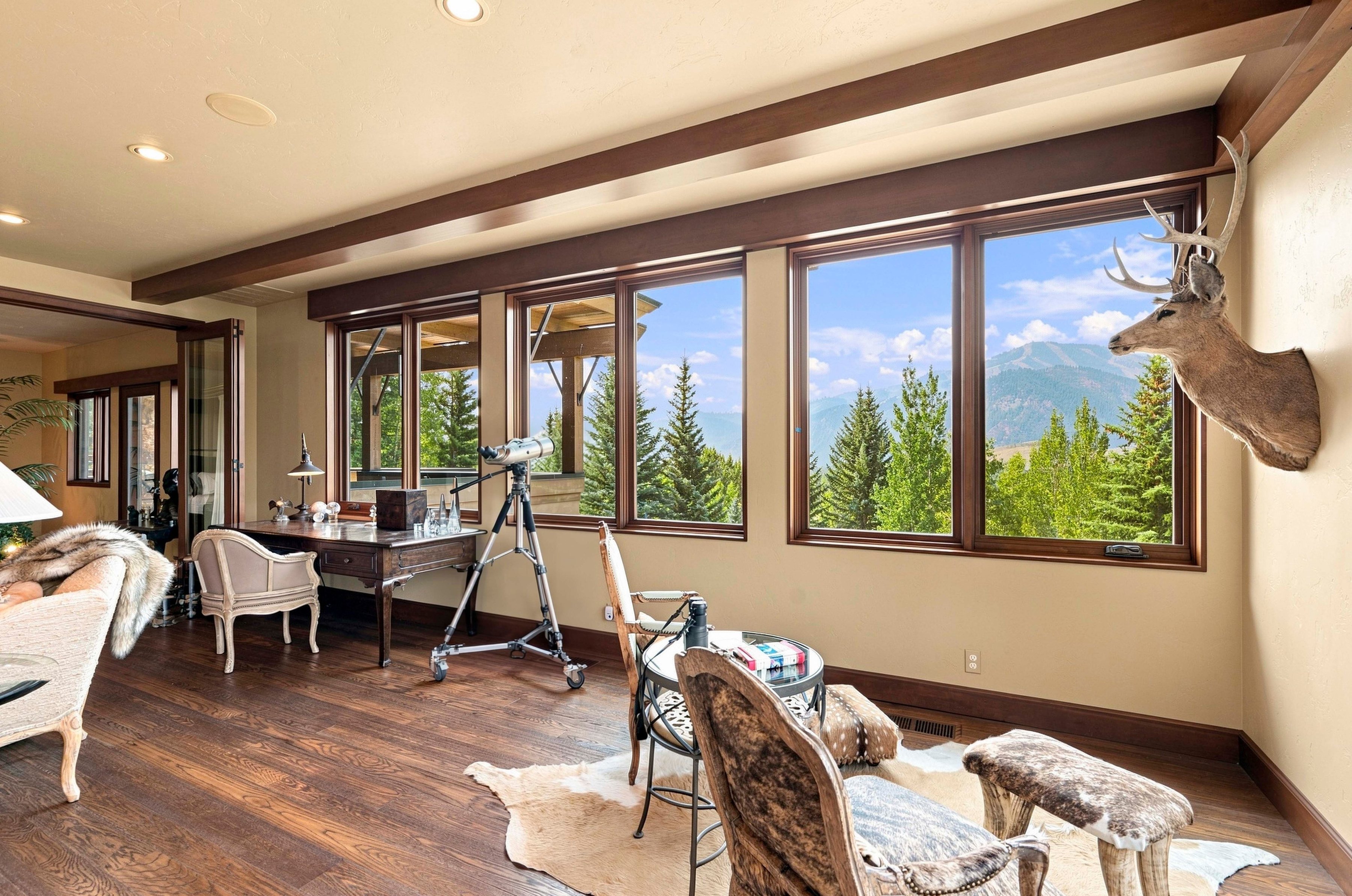  Nothing Compares to an Exquisite Bigwood Residence - 物件實景