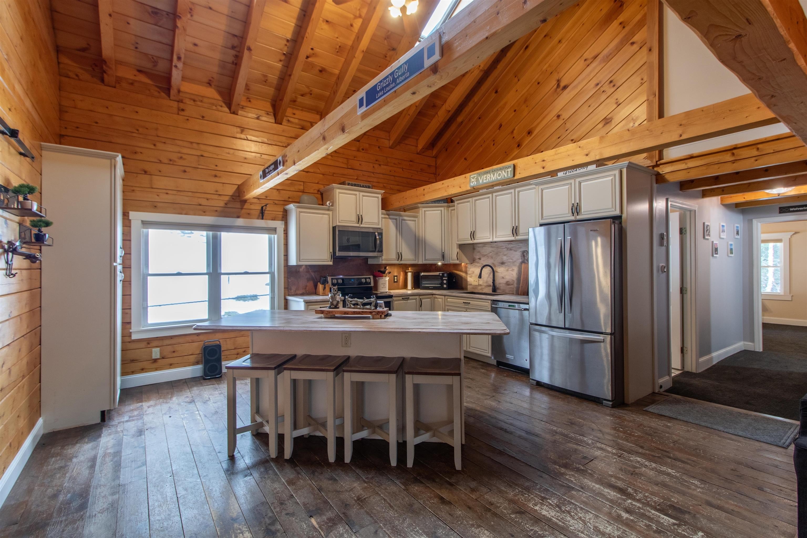 Lyndon, Vermont, 05851, United States, 3 Bedrooms Bedrooms, ,1 BathroomBathrooms,Residential,For Sale,2038381