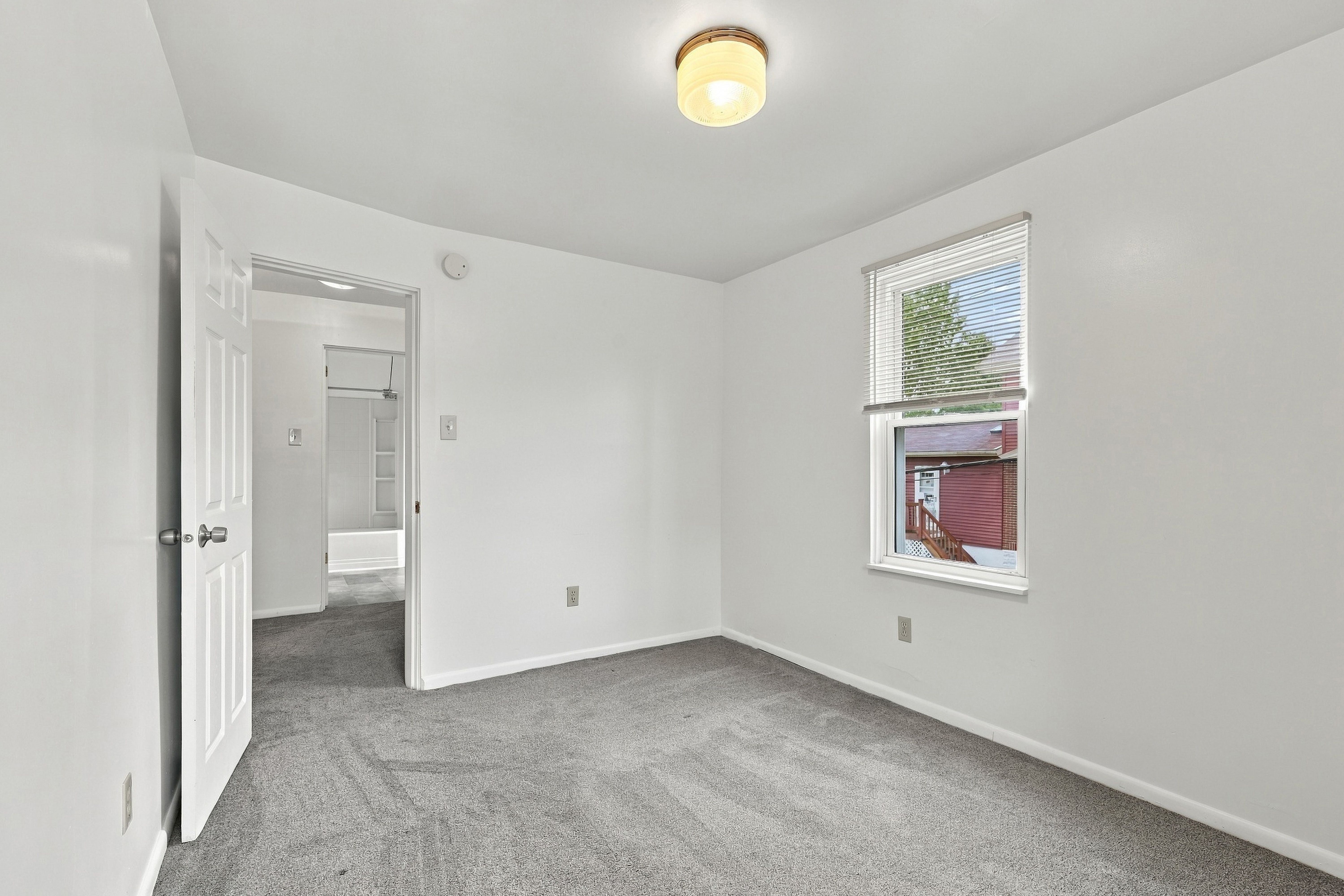  1500 Creedmoor Avenue, Pittsburgh, PA 15226 - 物件實景